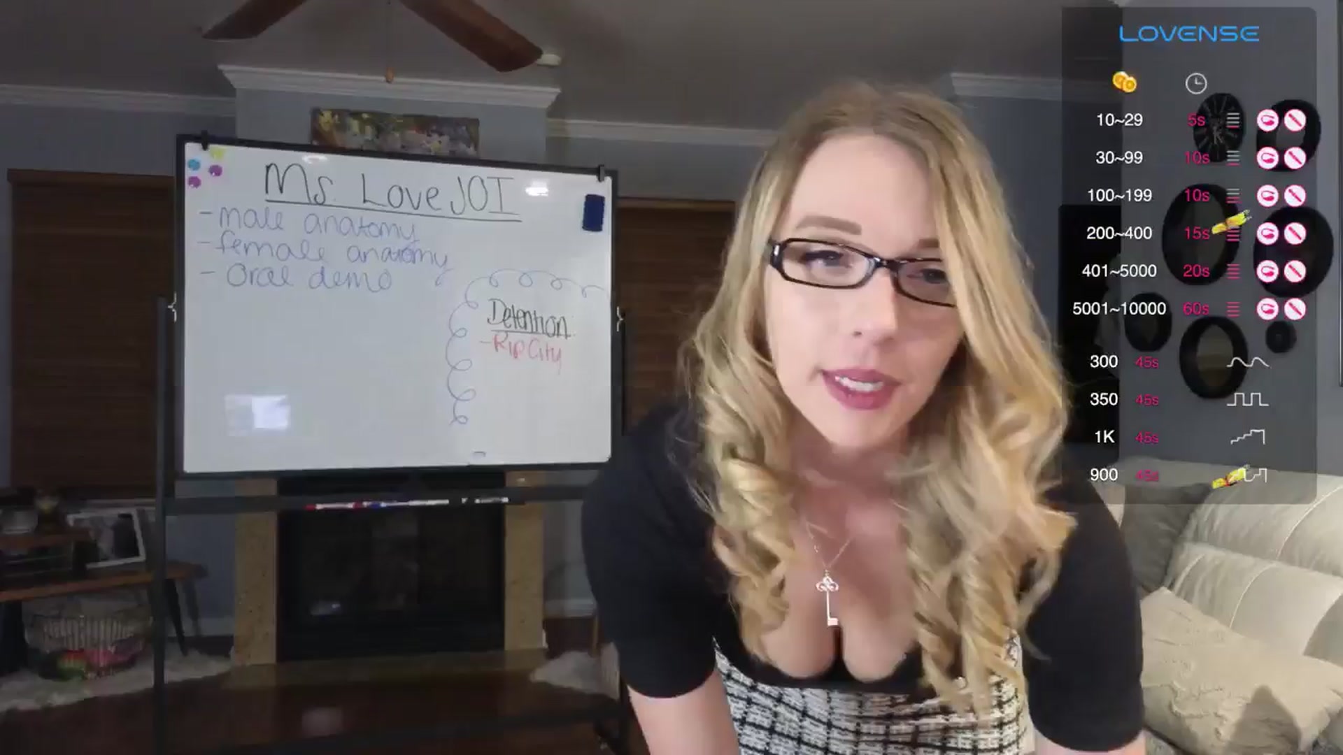 Gallery image thumbnail from NaturallyReal's myfreecams stream on, 08/07/2024, 05:44 image 2 of 20