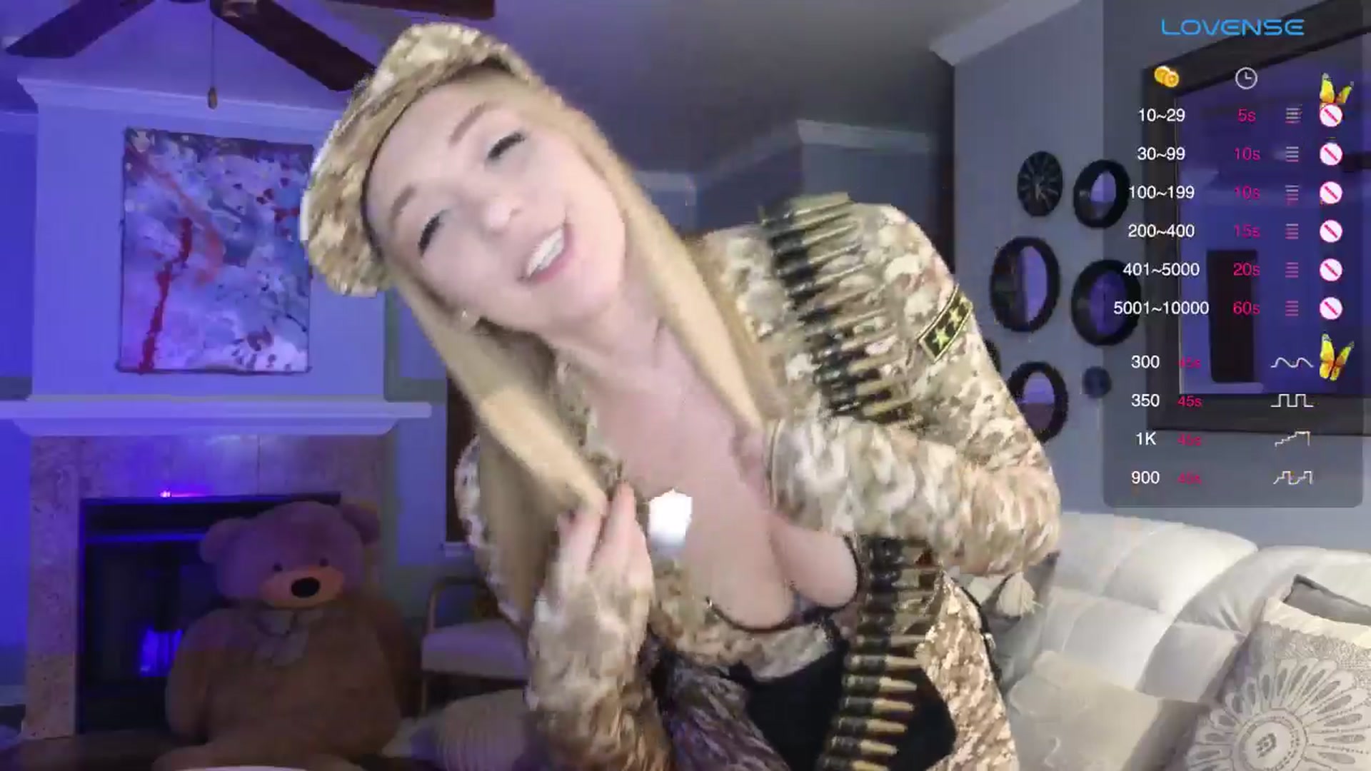 Gallery image thumbnail from NaturallyReal's myfreecams stream on, 10/15/2024, 03:37 image 2 of 20