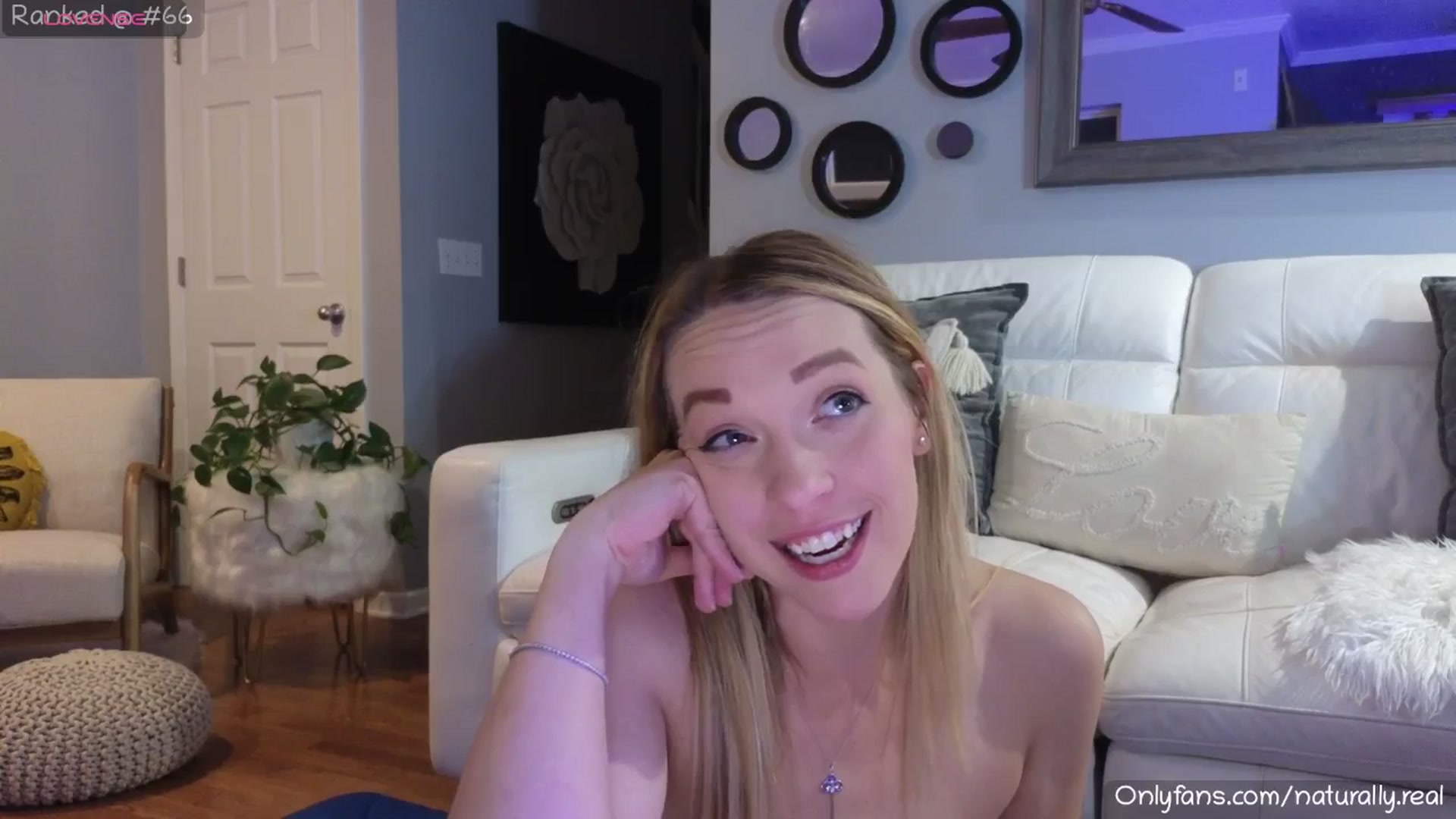 Gallery image thumbnail from NaturallyReal's myfreecams stream on, 11/22/2024, 06:47 image 13 of 20