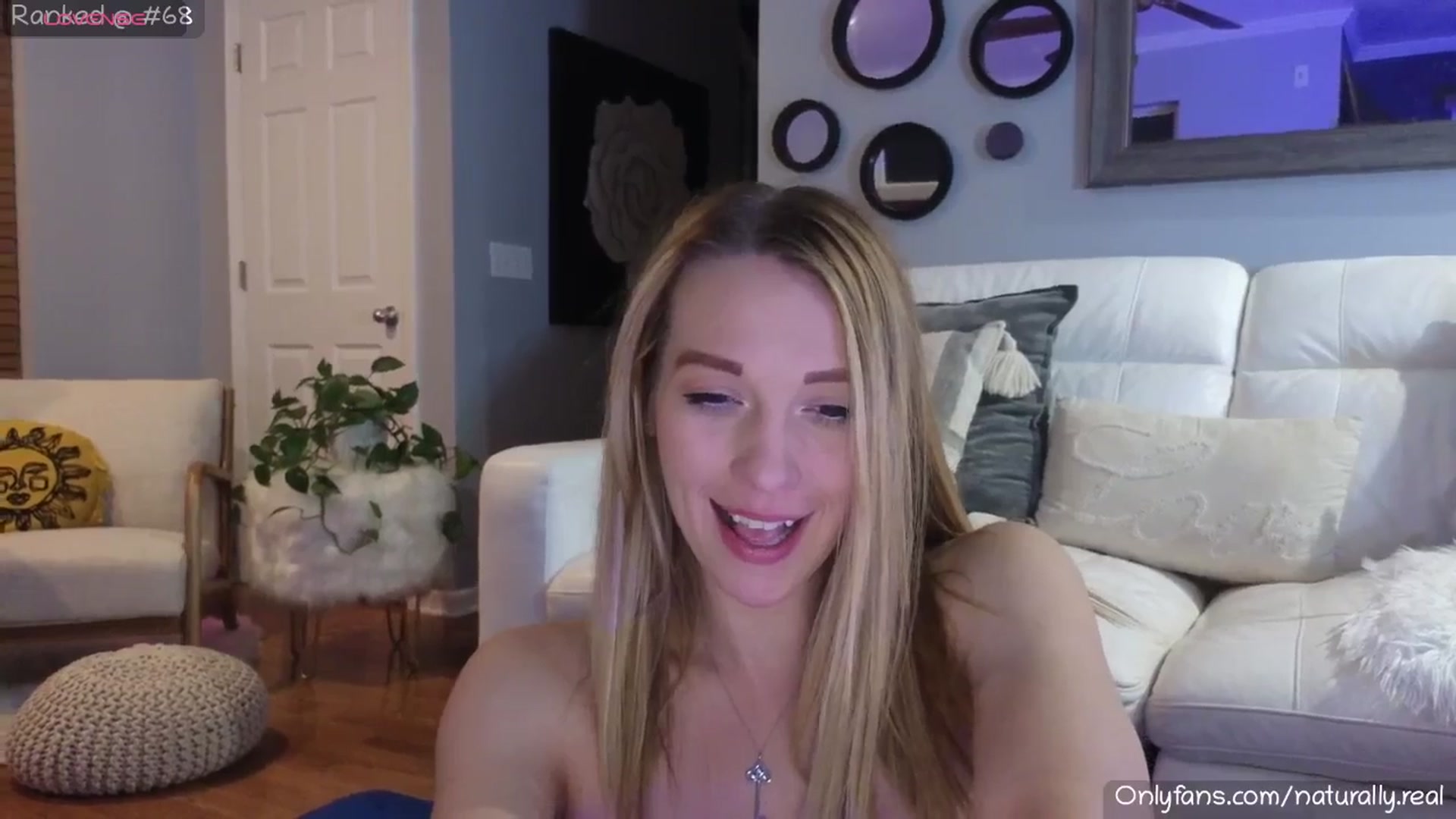 Gallery image thumbnail from NaturallyReal's myfreecams stream on, 11/22/2024, 06:47 image 18 of 20