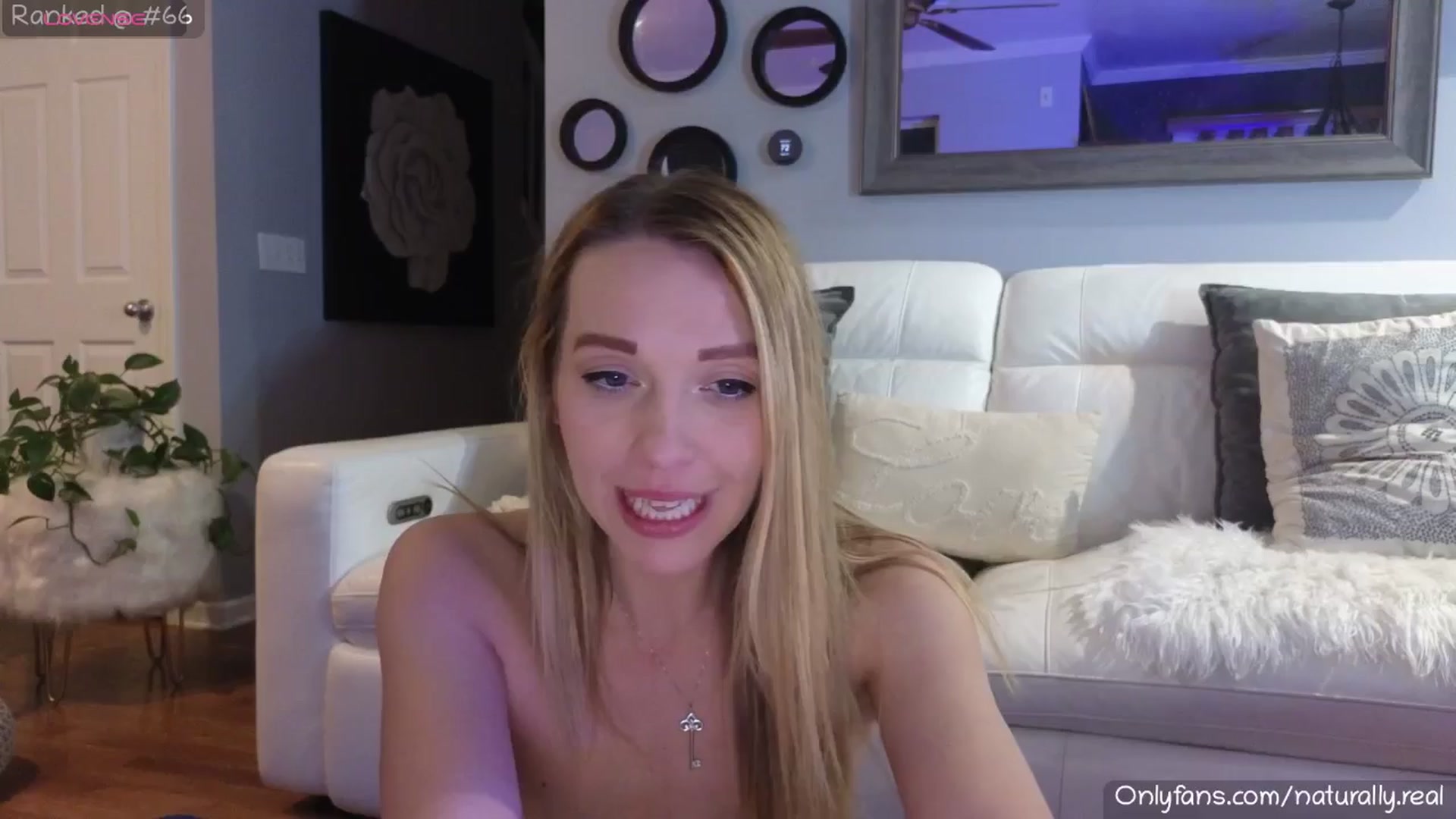Gallery image thumbnail from NaturallyReal's myfreecams stream on, 11/22/2024, 06:47 image 9 of 20