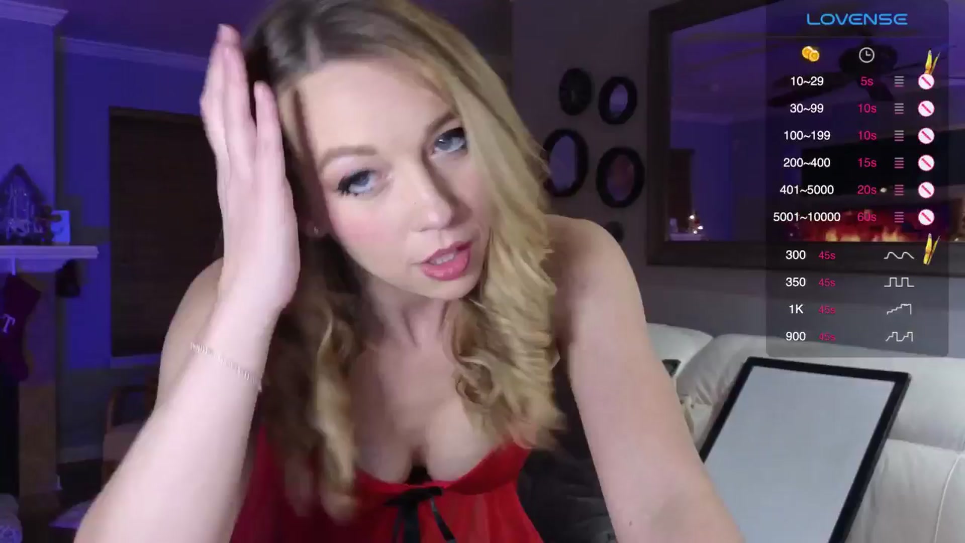 Gallery image thumbnail from NaturallyReal's myfreecams stream on, 12/22/2024, 05:23 image 18 of 20