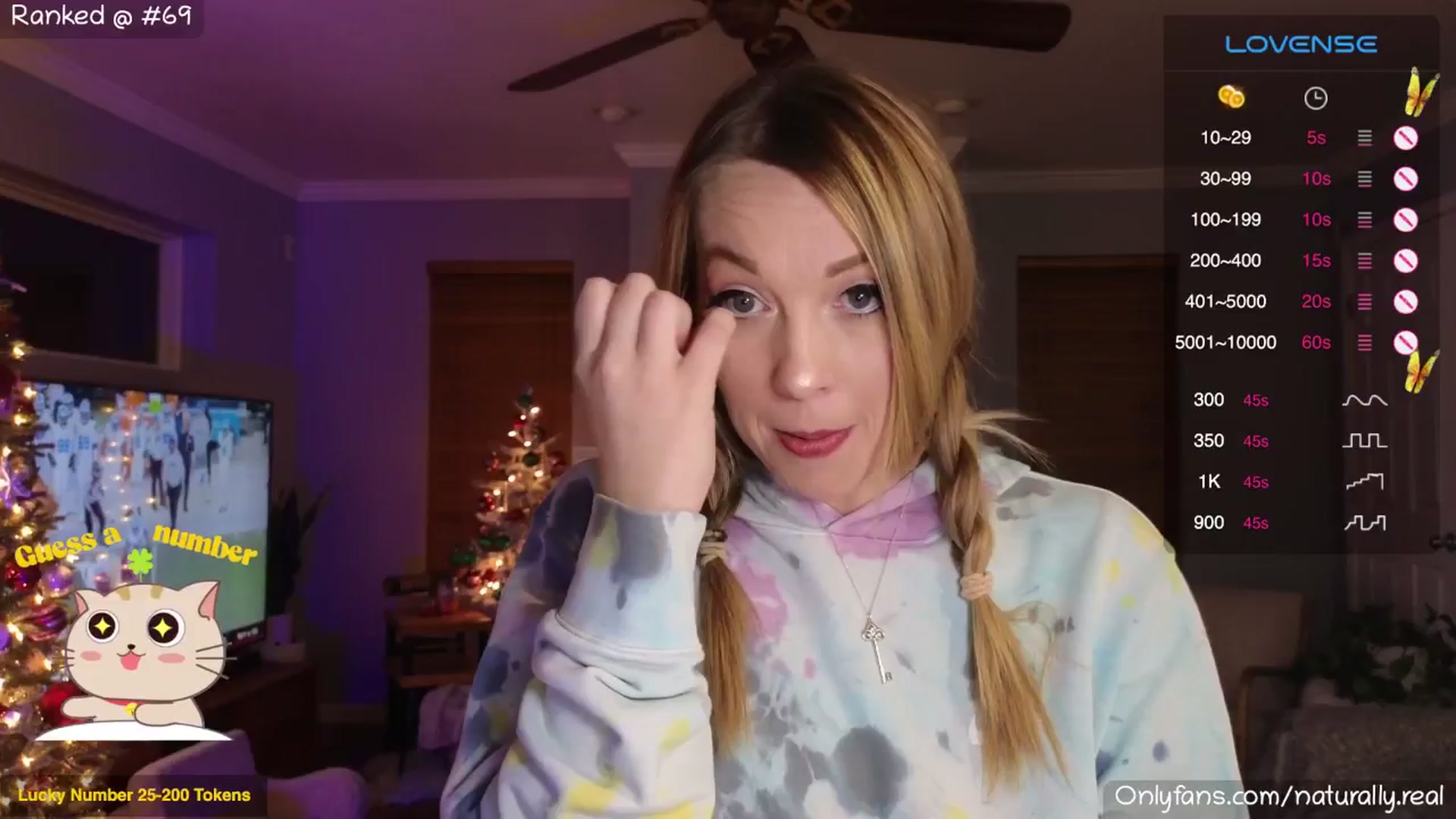 Gallery image thumbnail from NaturallyReal's myfreecams stream on, 12/31/2024, 04:51 image 10 of 20