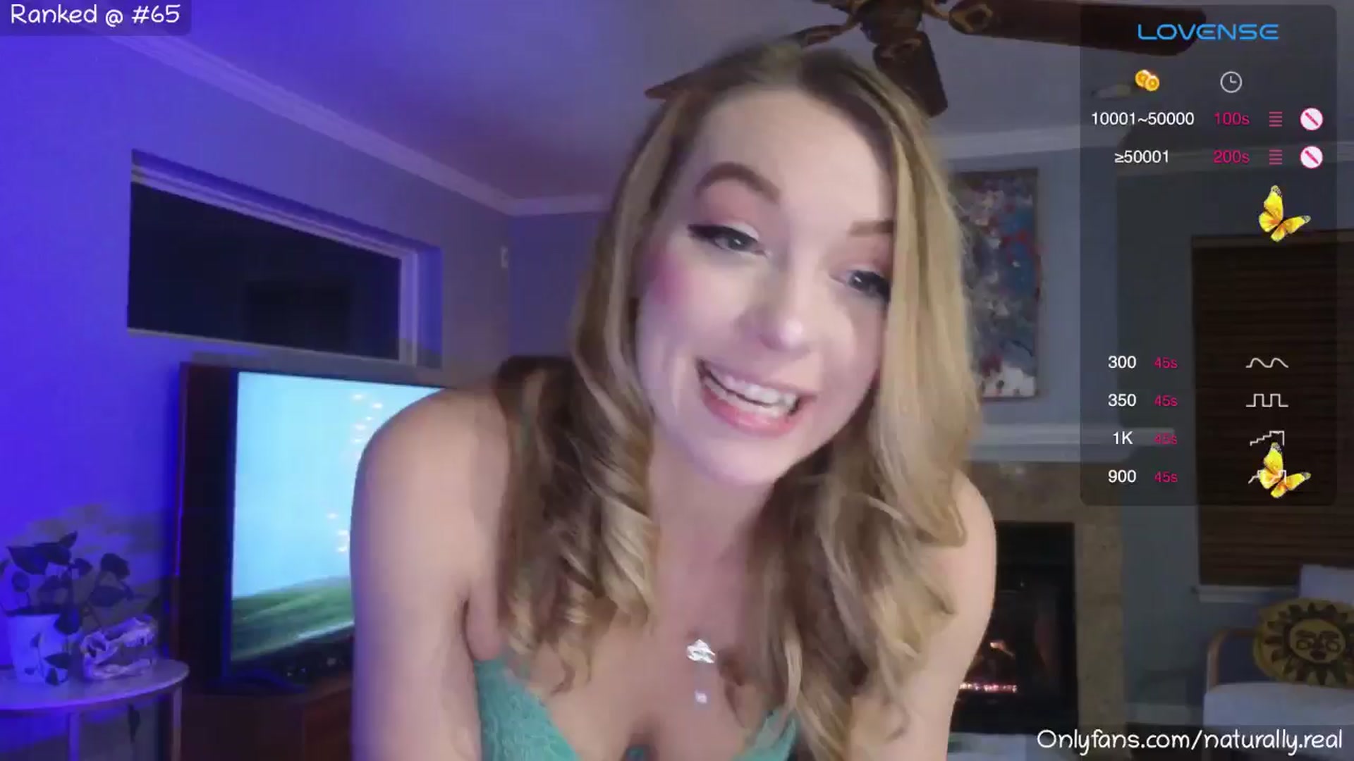 Gallery image thumbnail from NaturallyReal's myfreecams stream on, 01/19/2025, 06:25 image 1 of 20