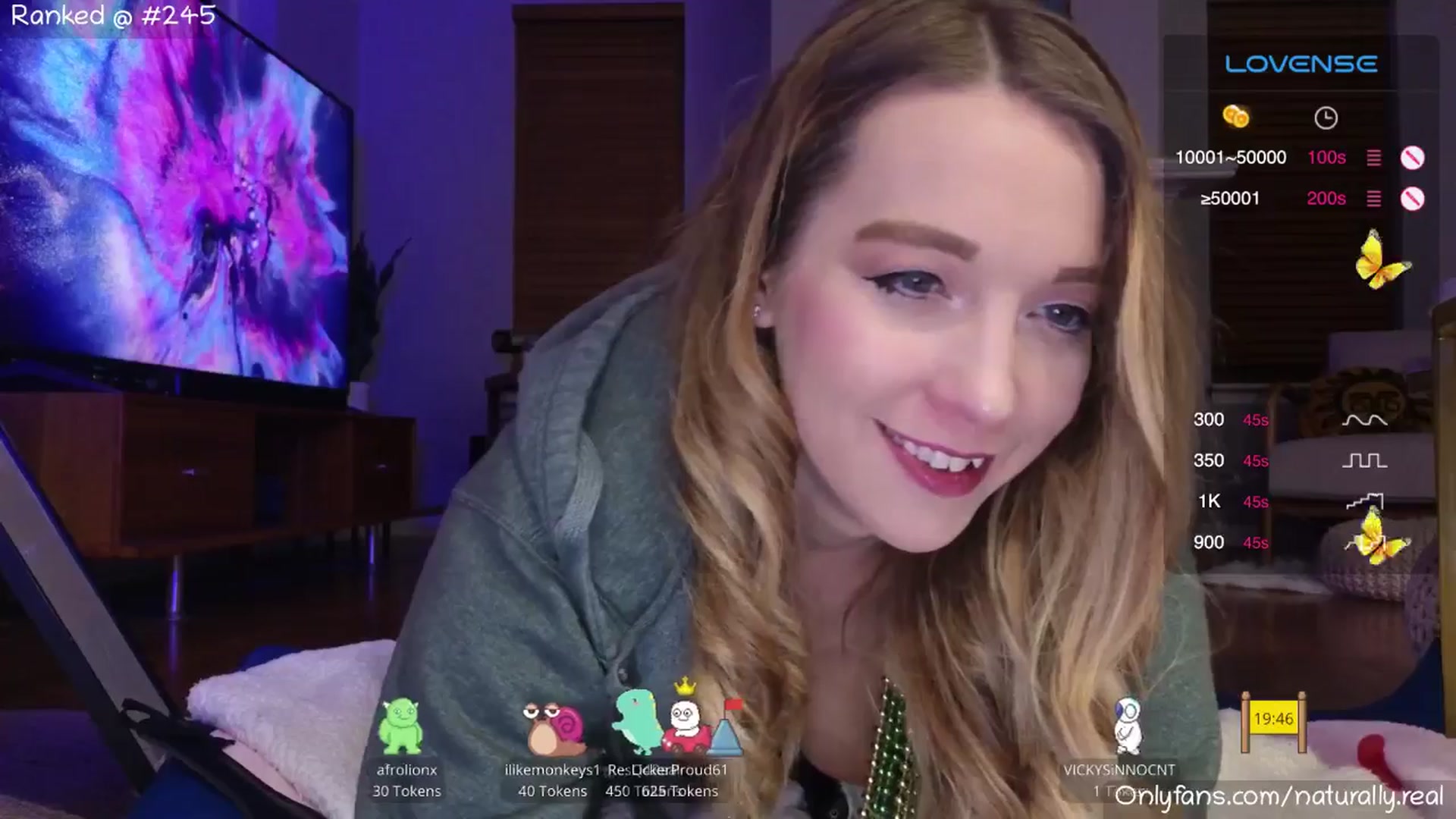 Gallery image thumbnail from NaturallyReal's myfreecams stream on, 03/05/2025, 06:52 image 15 of 20
