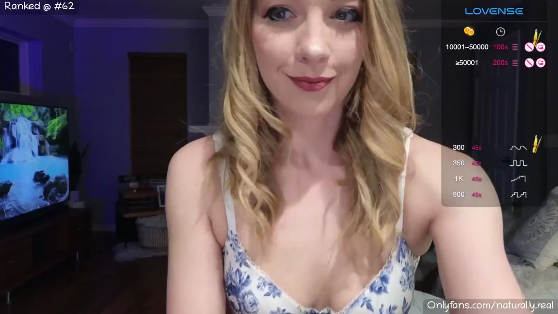Gallery image thumbnail from NaturallyReal's myfreecams stream on, 03/13/2025, 05:07 image 1 of 20