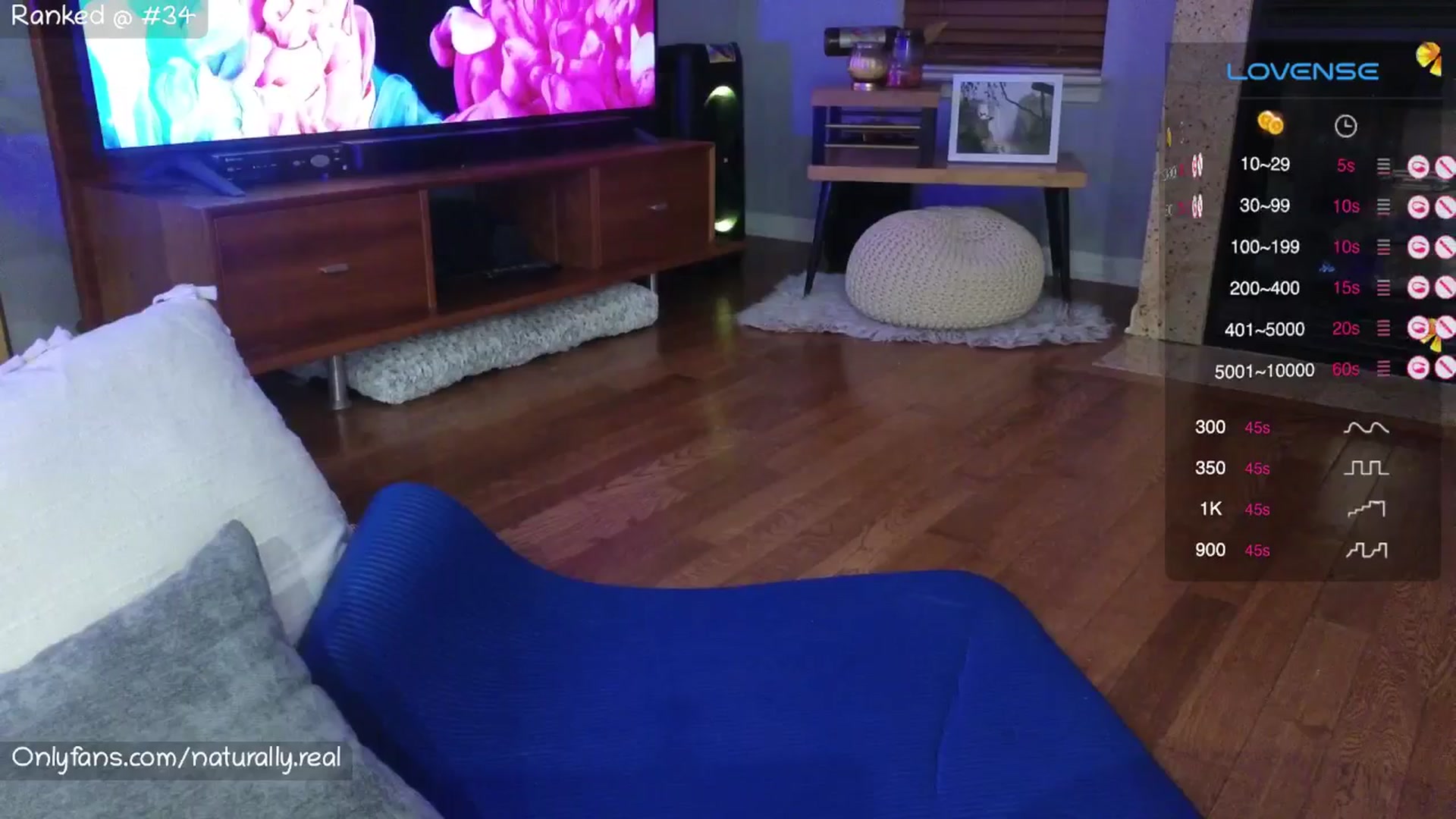 Gallery image thumbnail from NaturallyReal's myfreecams stream on, 03/30/2025, 04:08 image 5 of 20