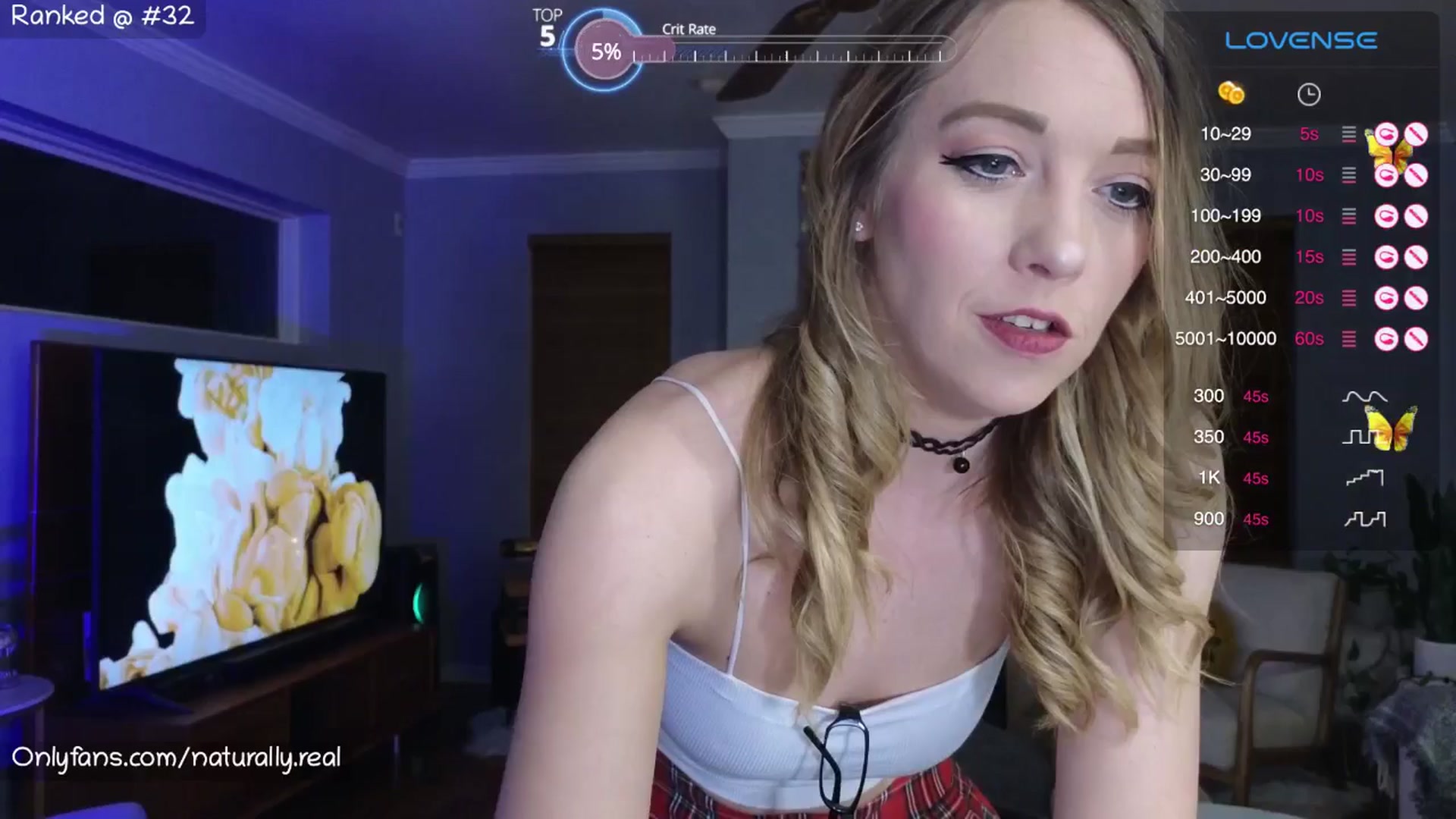 Gallery image thumbnail from NaturallyReal's myfreecams stream on, 04/19/2025, 02:53 image 4 of 20