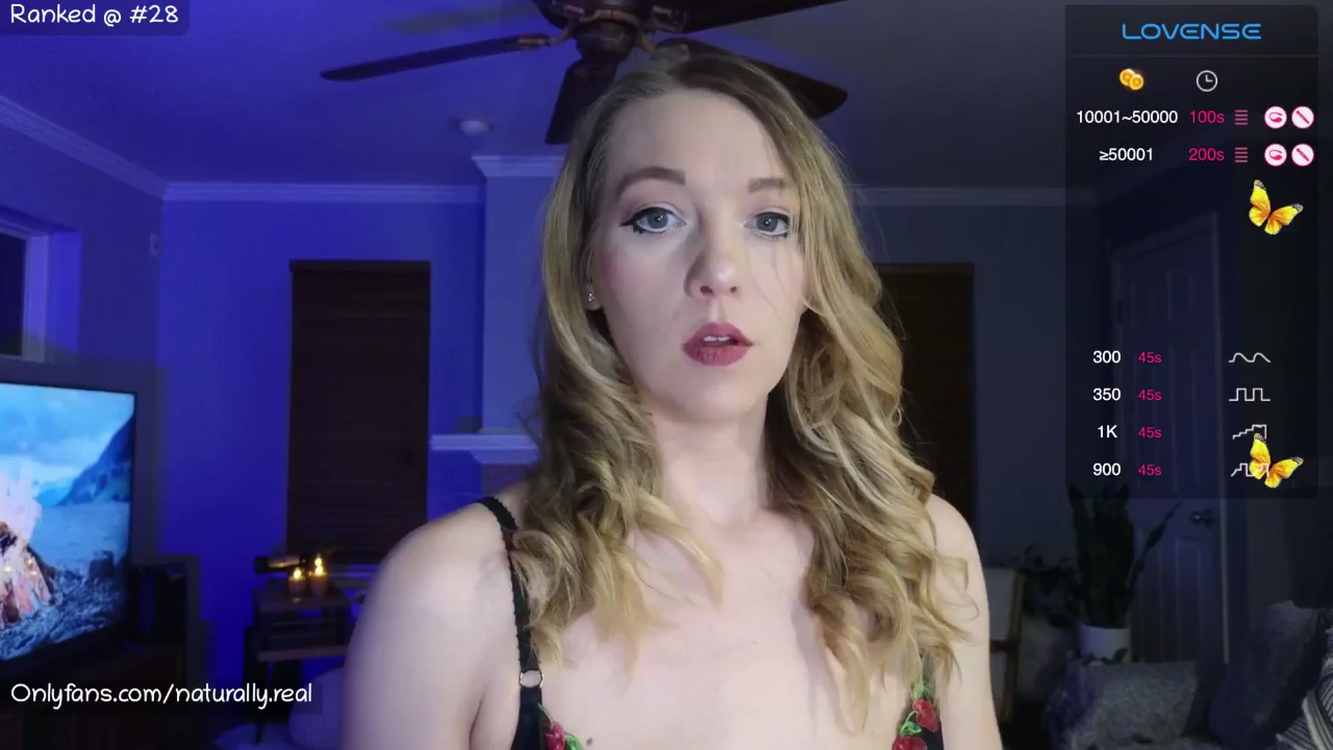 Gallery image thumbnail from NaturallyReal's myfreecams stream on, 04/22/2025, 06:10 image 1 of 20