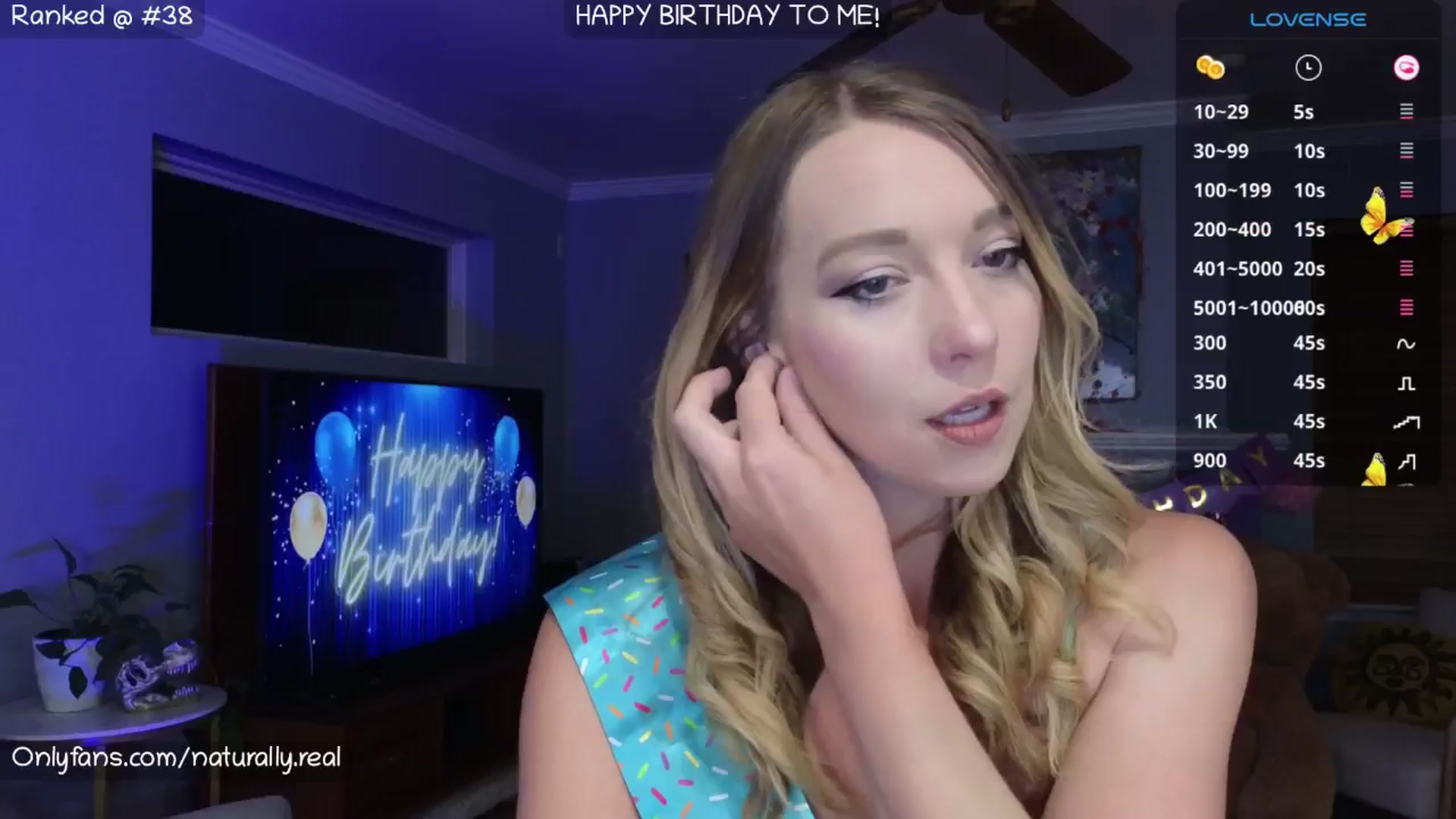 Gallery image thumbnail from NaturallyReal's myfreecams stream on, 07/08/2025, 07:35 image 1 of 20