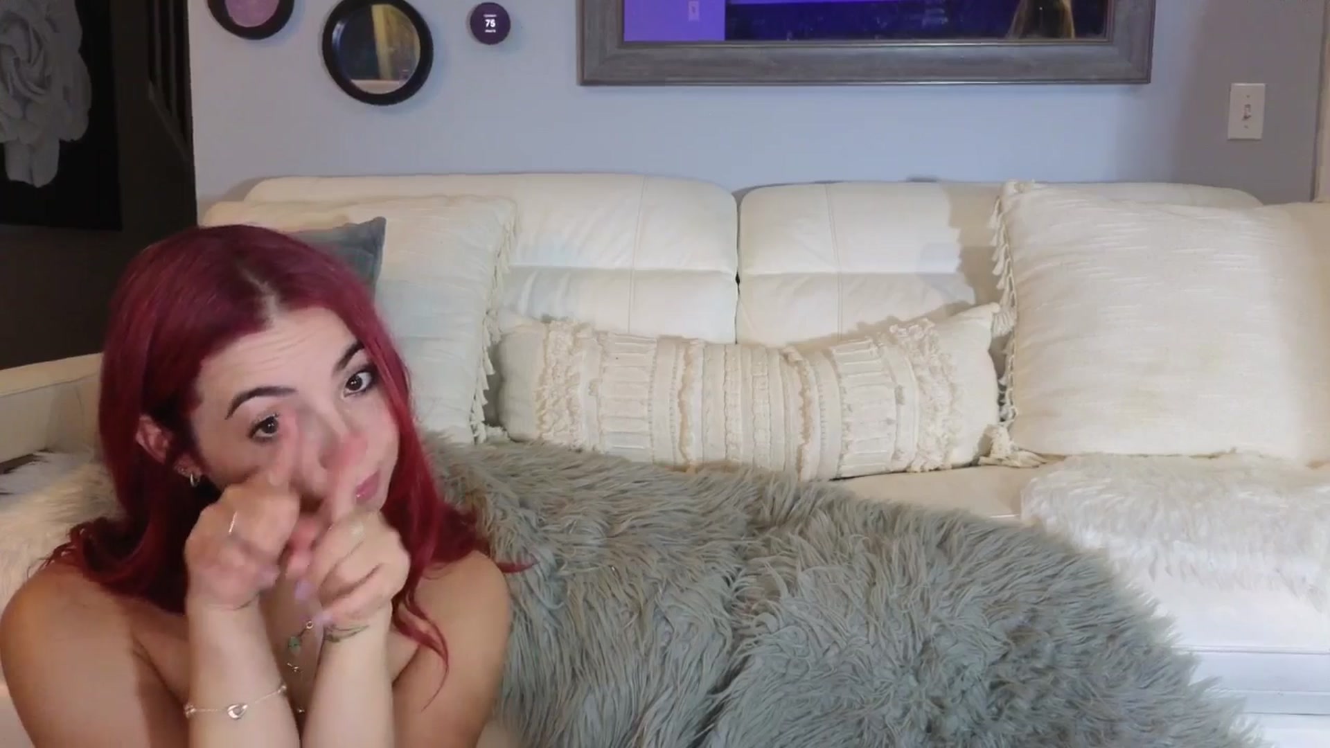 Gallery image thumbnail from NaturallyReal's myfreecams stream on, 08/22/2025, 05:48 image 14 of 20
