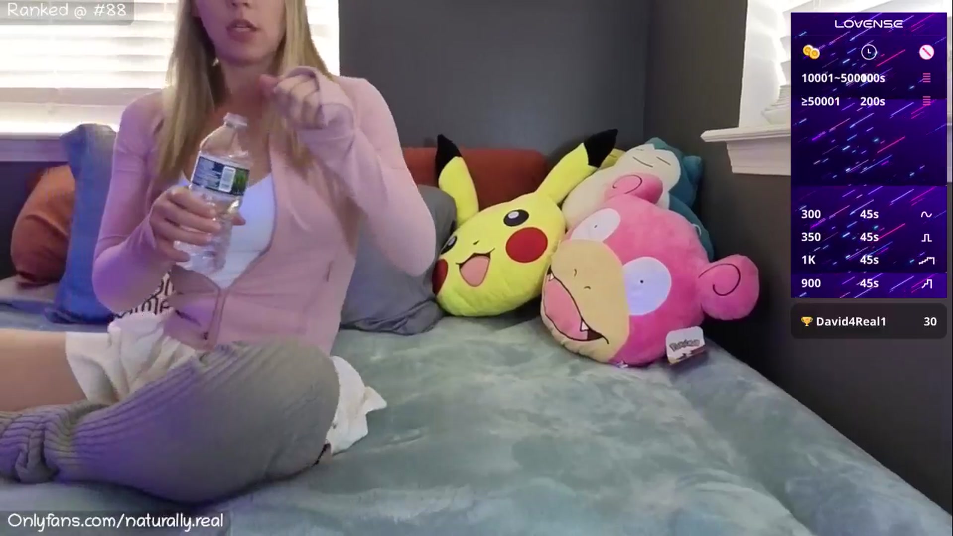 Gallery image thumbnail from NaturallyReal's myfreecams stream on, 10/12/2025, 21:31 image 8 of 20