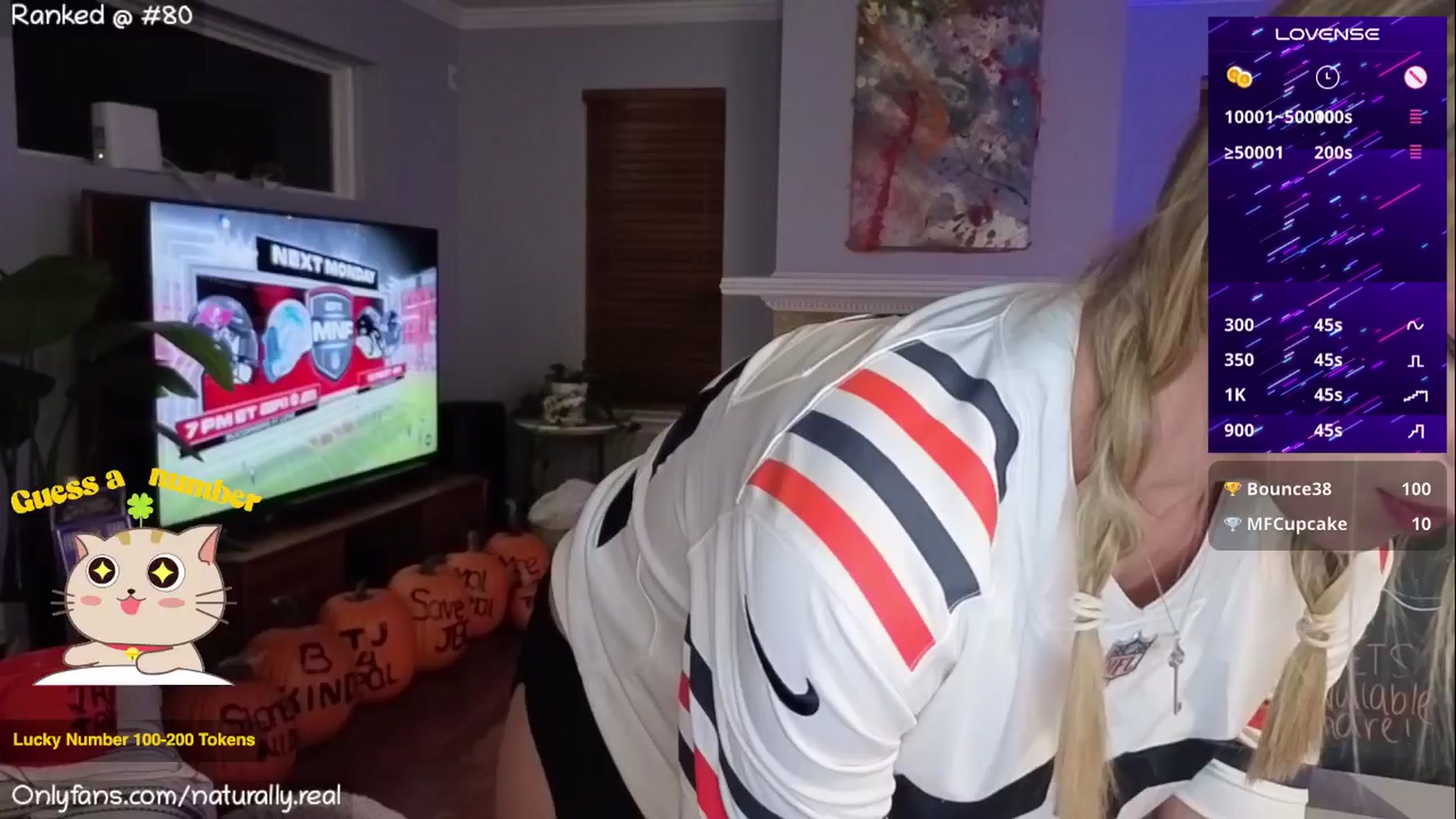 Gallery image thumbnail from NaturallyReal's myfreecams stream on, 10/14/2025, 05:31 image 2 of 20