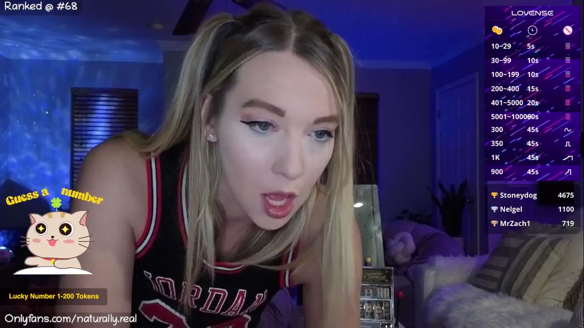 Gallery image thumbnail from NaturallyReal's myfreecams stream on, 10/16/2025, 06:23 image 17 of 20