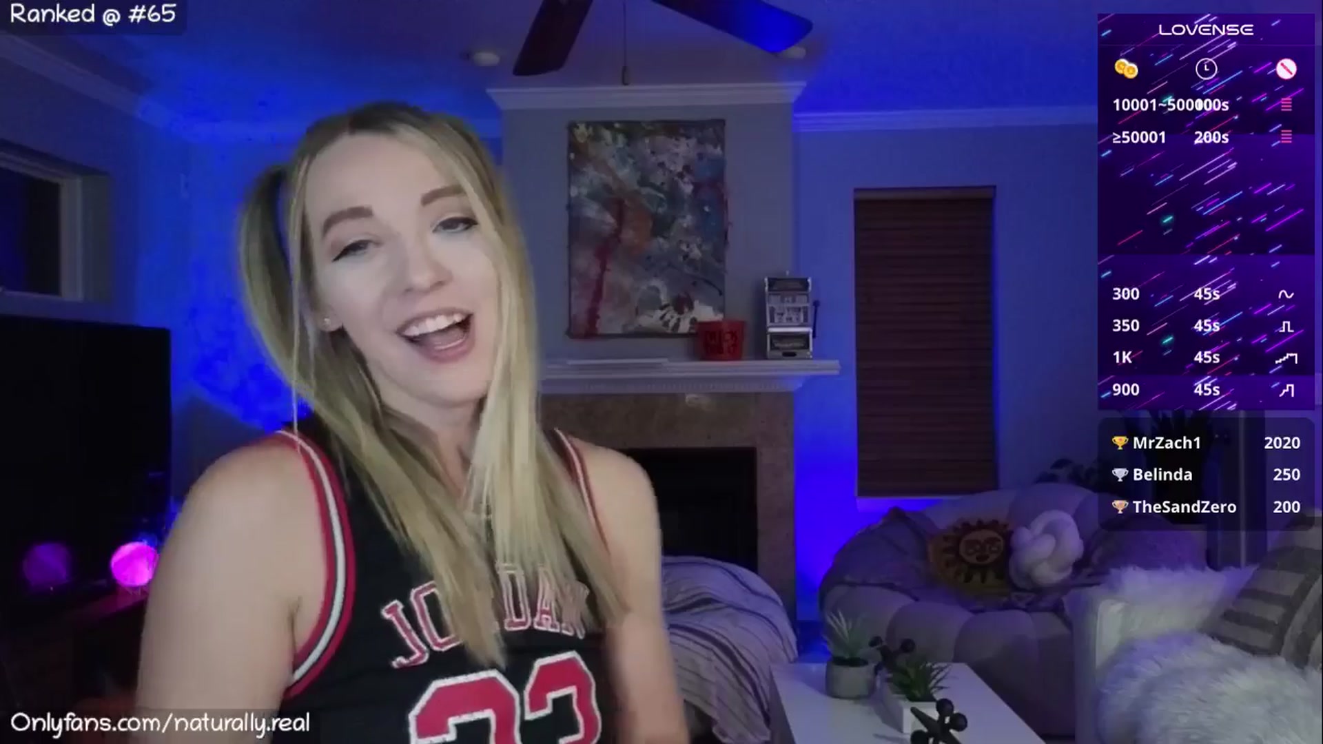 Gallery image thumbnail from NaturallyReal's myfreecams stream on, 10/16/2025, 10:11 image 6 of 20