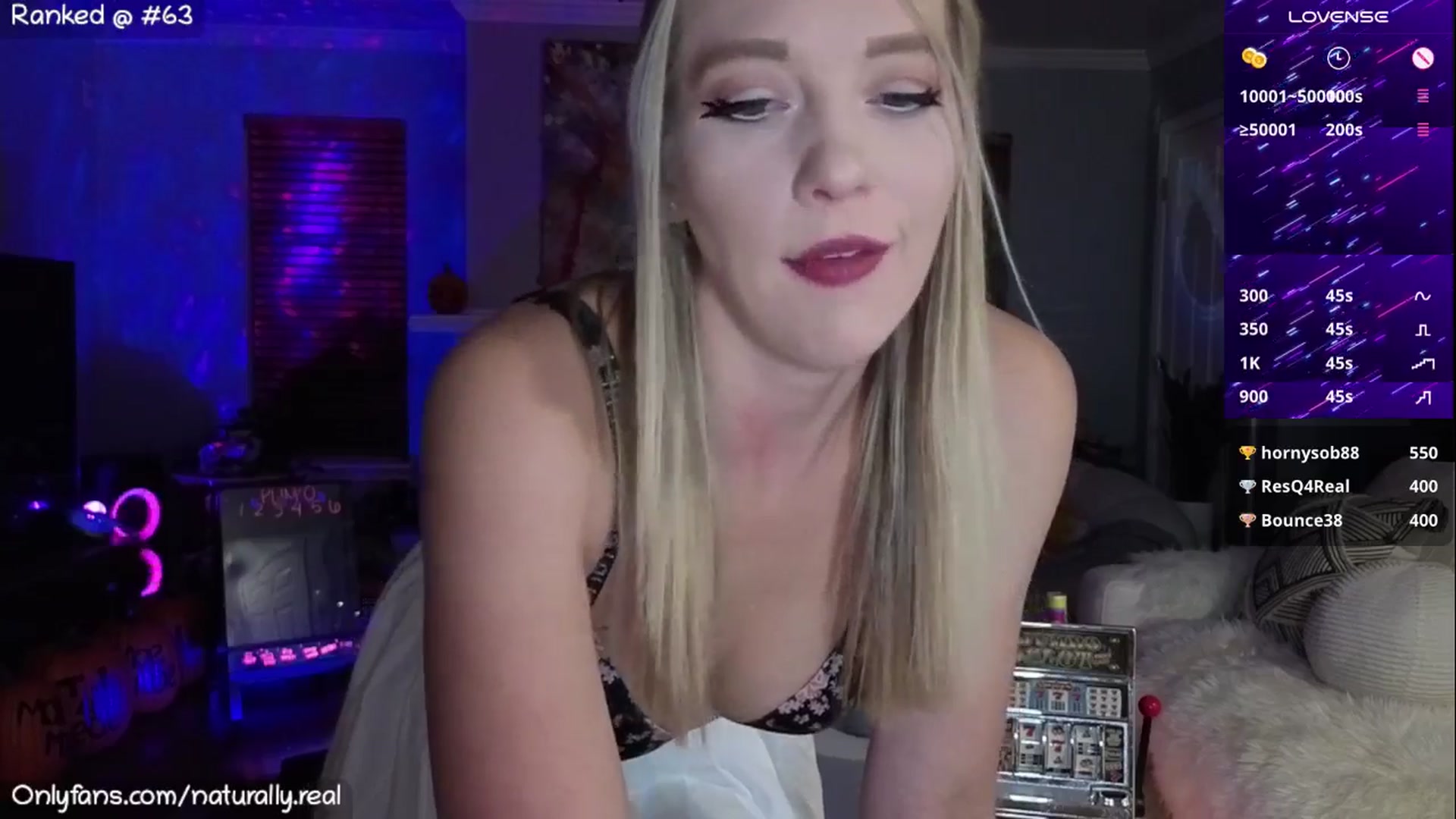 Gallery image thumbnail from NaturallyReal's myfreecams stream on, 10/21/2025, 07:39 image 5 of 20