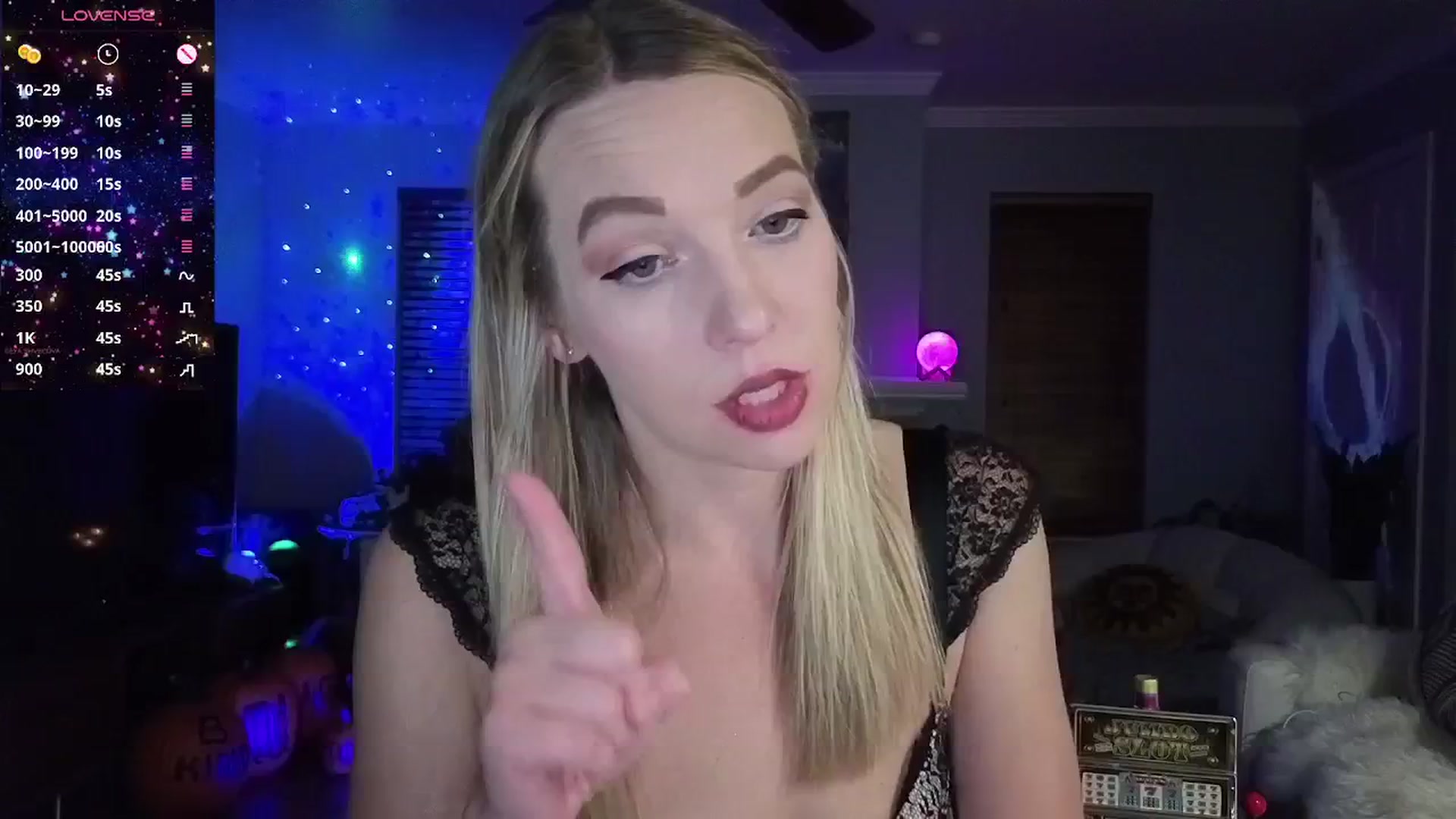 Gallery image thumbnail from NaturallyReal's myfreecams stream on, 10/24/2025, 06:37 image 8 of 20