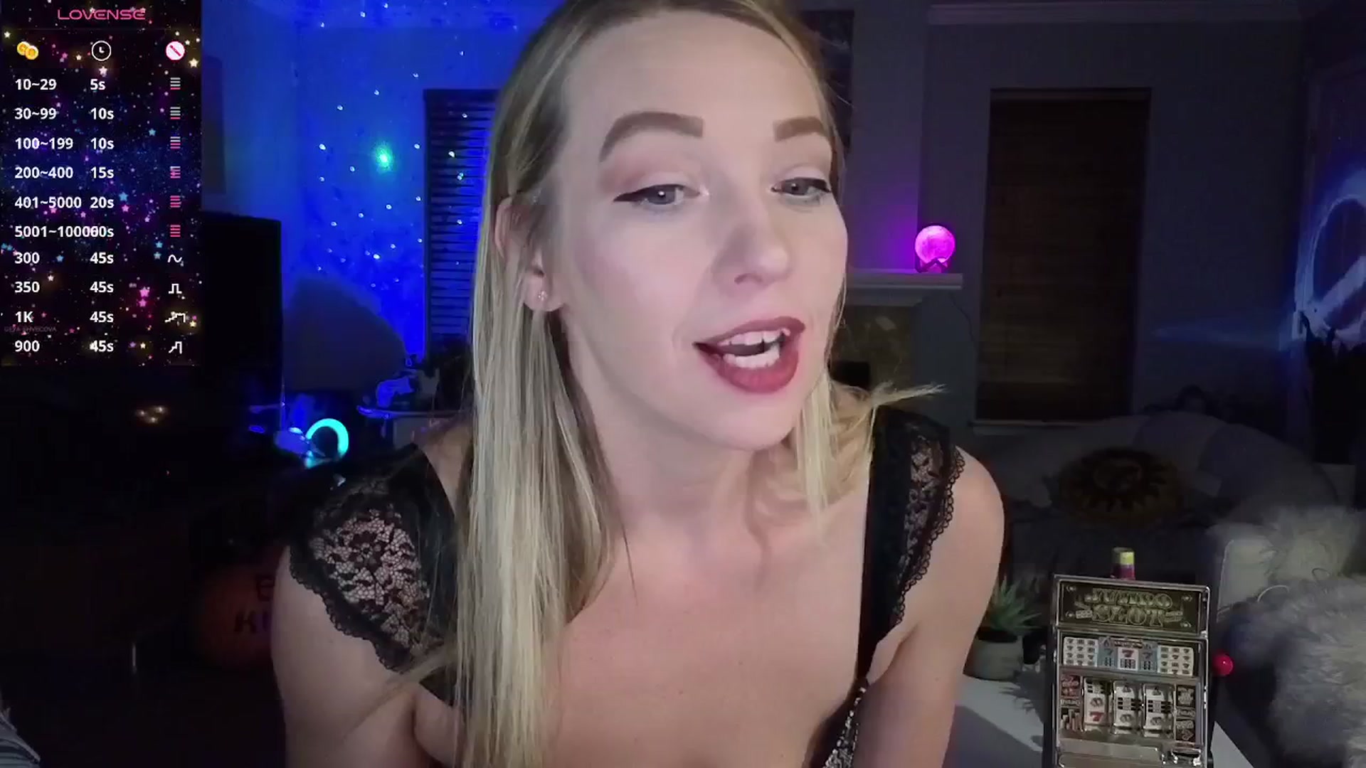 Gallery image thumbnail from NaturallyReal's myfreecams stream on, 10/24/2025, 06:37 image 6 of 20
