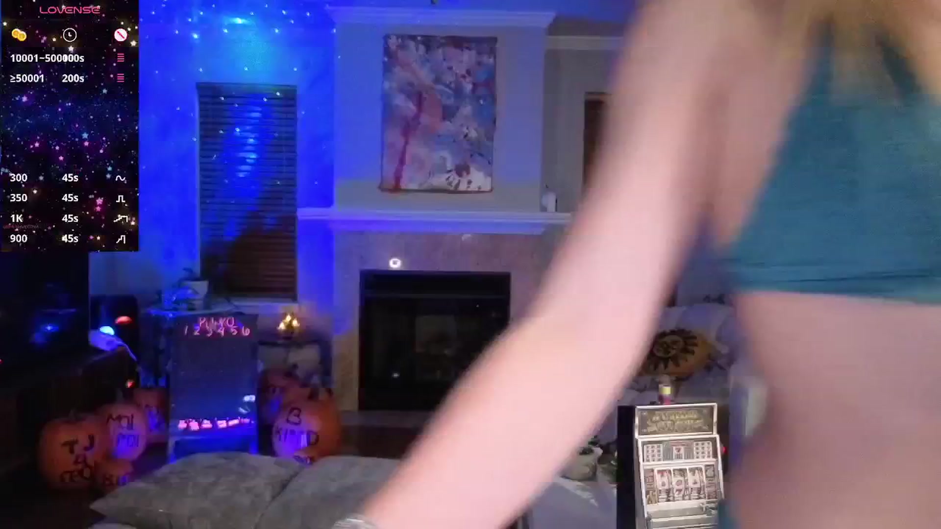 Gallery image thumbnail from NaturallyReal's myfreecams stream on, 10/28/2025, 07:56 image 2 of 20
