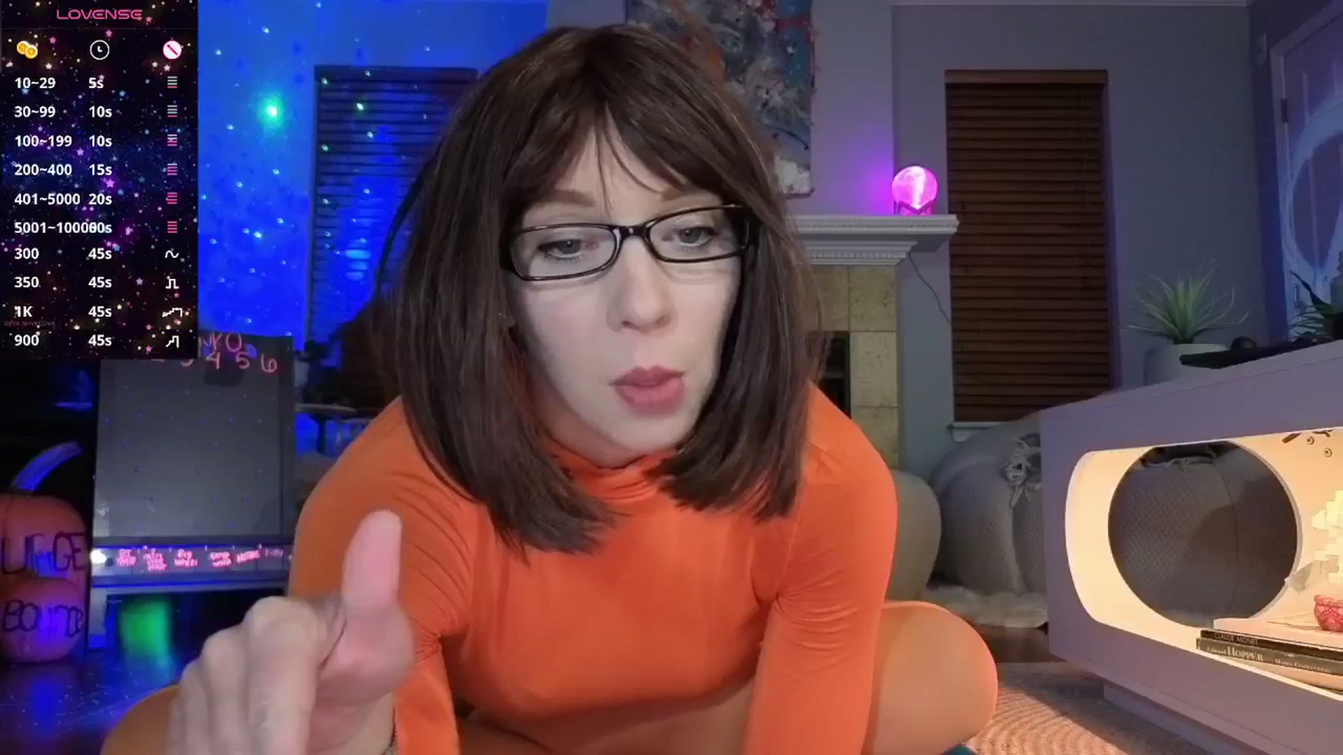 Gallery image thumbnail from NaturallyReal's myfreecams stream on, 10/29/2025, 05:45 image 9 of 20