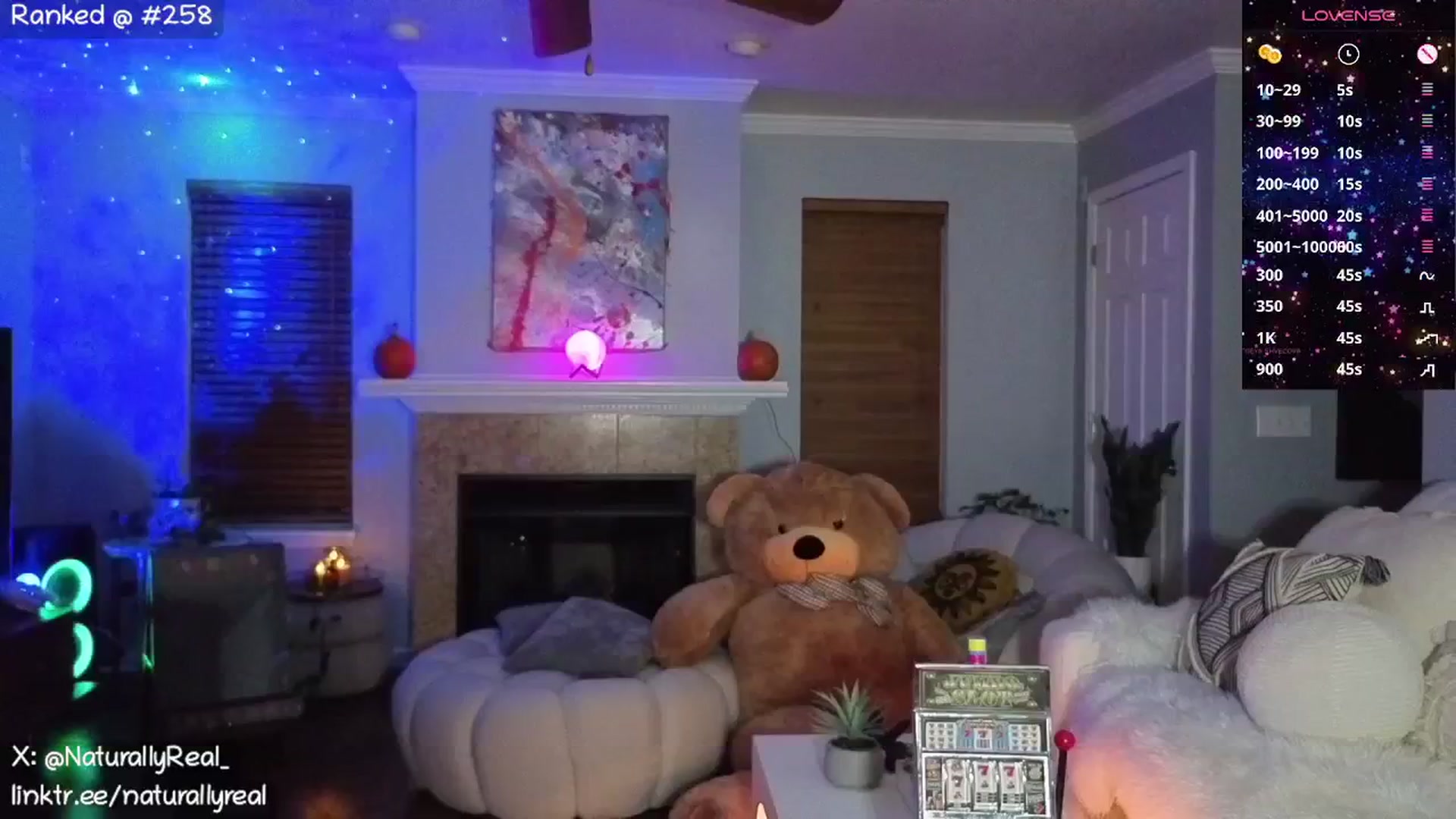 Gallery image thumbnail from NaturallyReal's myfreecams stream on, 11/04/2025, 05:44 image 5 of 20