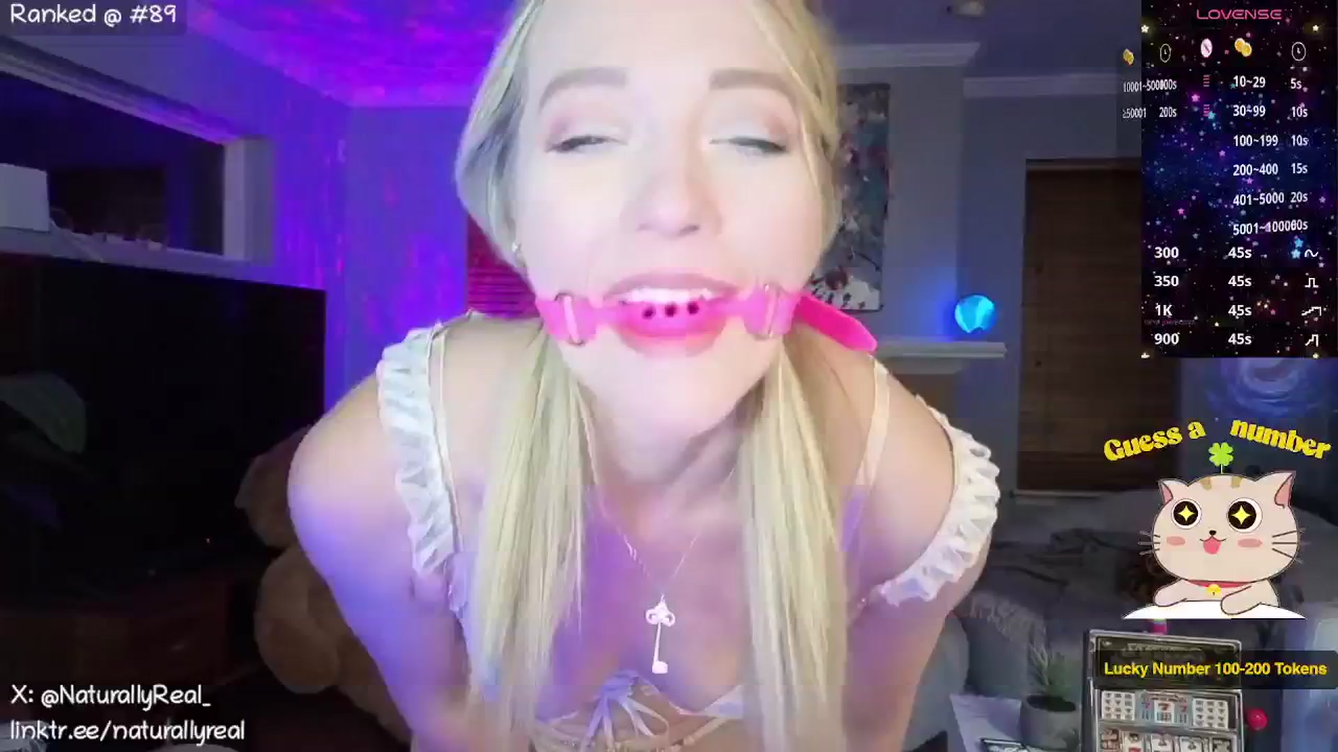 Gallery image thumbnail from NaturallyReal's myfreecams stream on, 11/15/2025, 08:45 image 9 of 20