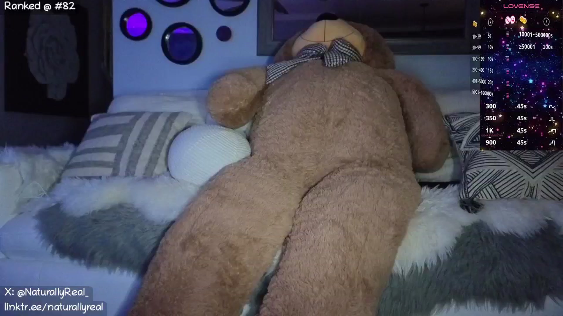 Gallery image thumbnail from NaturallyReal's myfreecams stream on, 11/20/2025, 07:01 image 9 of 20