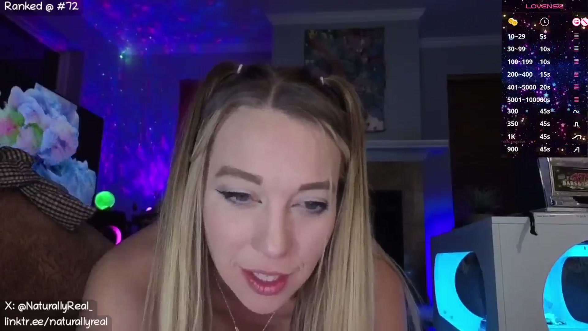 Gallery image thumbnail from NaturallyReal's myfreecams stream on, 11/21/2025, 07:43 image 19 of 20