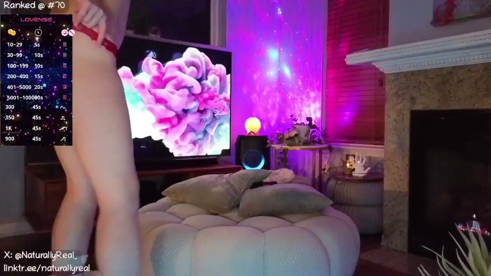 Gallery image thumbnail from NaturallyReal's myfreecams stream on, 11/23/2025, 04:10 image 9 of 20