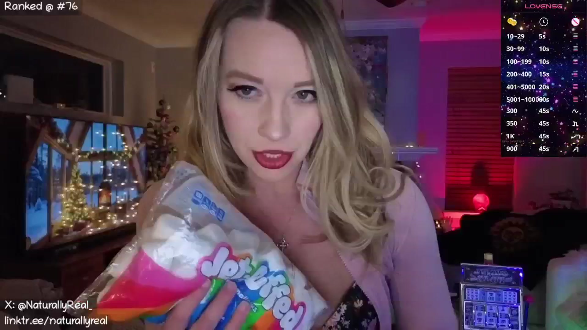 Gallery image thumbnail from NaturallyReal's myfreecams stream on, 12/18/2025, 05:52 image 12 of 20