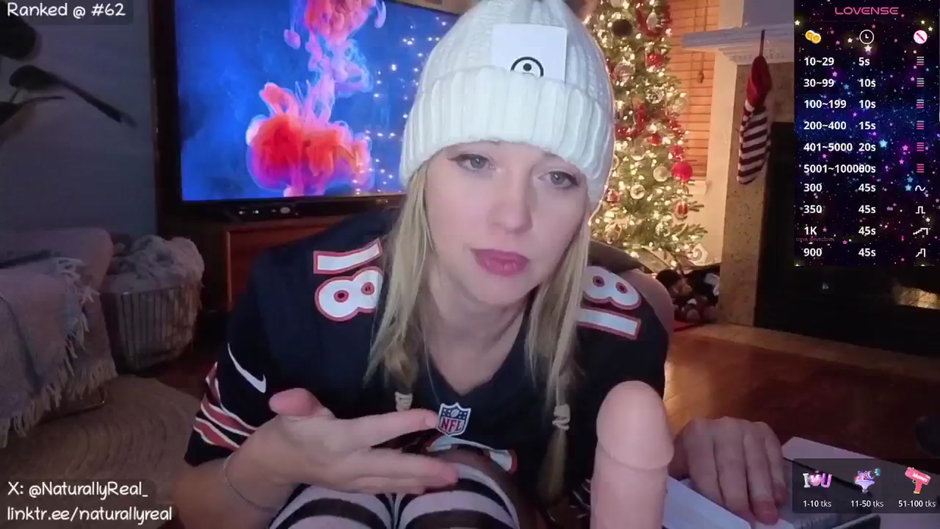 Gallery image thumbnail from NaturallyReal's myfreecams stream on, 12/29/2025, 09:12 image 6 of 20