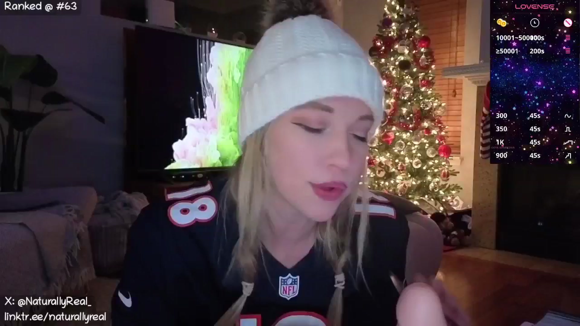 Gallery image thumbnail from NaturallyReal's myfreecams stream on, 12/29/2025, 09:12 image 4 of 20