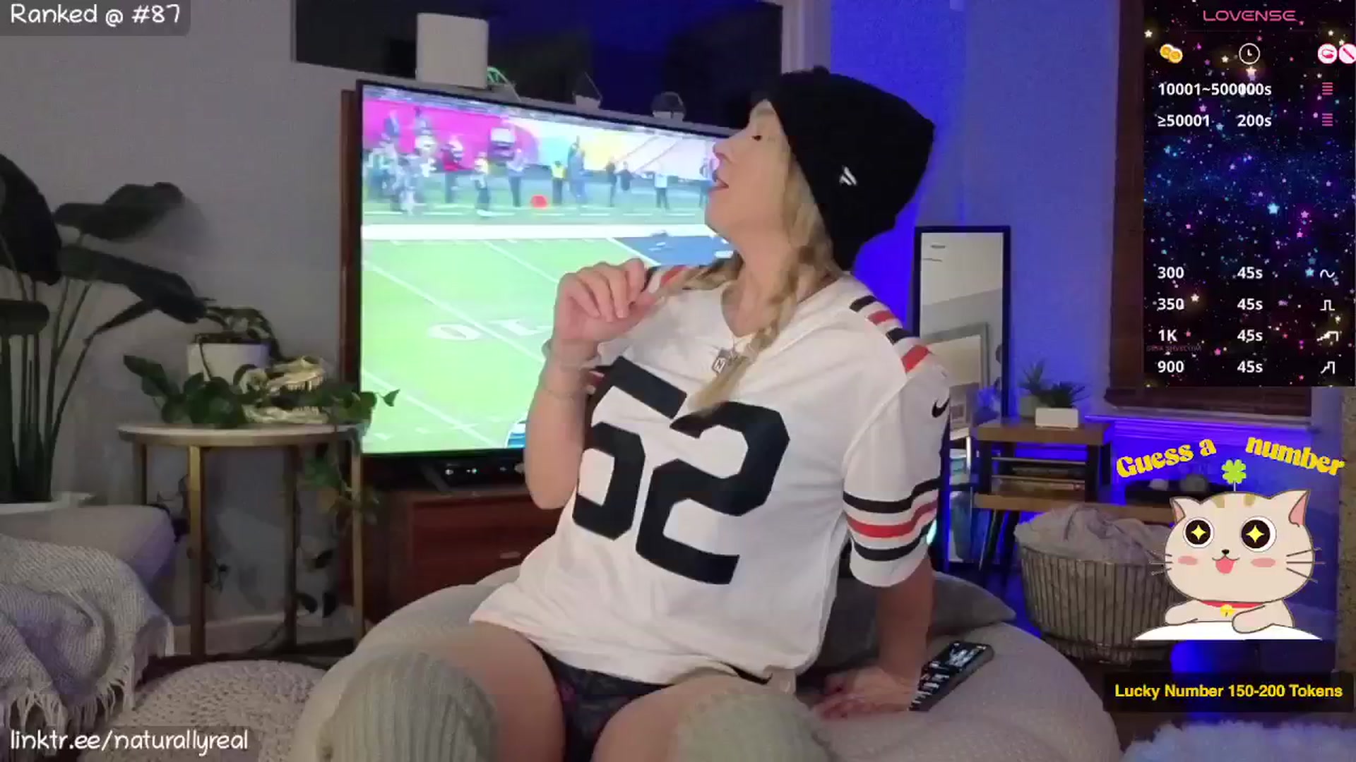 Gallery image thumbnail from NaturallyReal's myfreecams stream on, 02/09/2026, 03:27 image 14 of 20