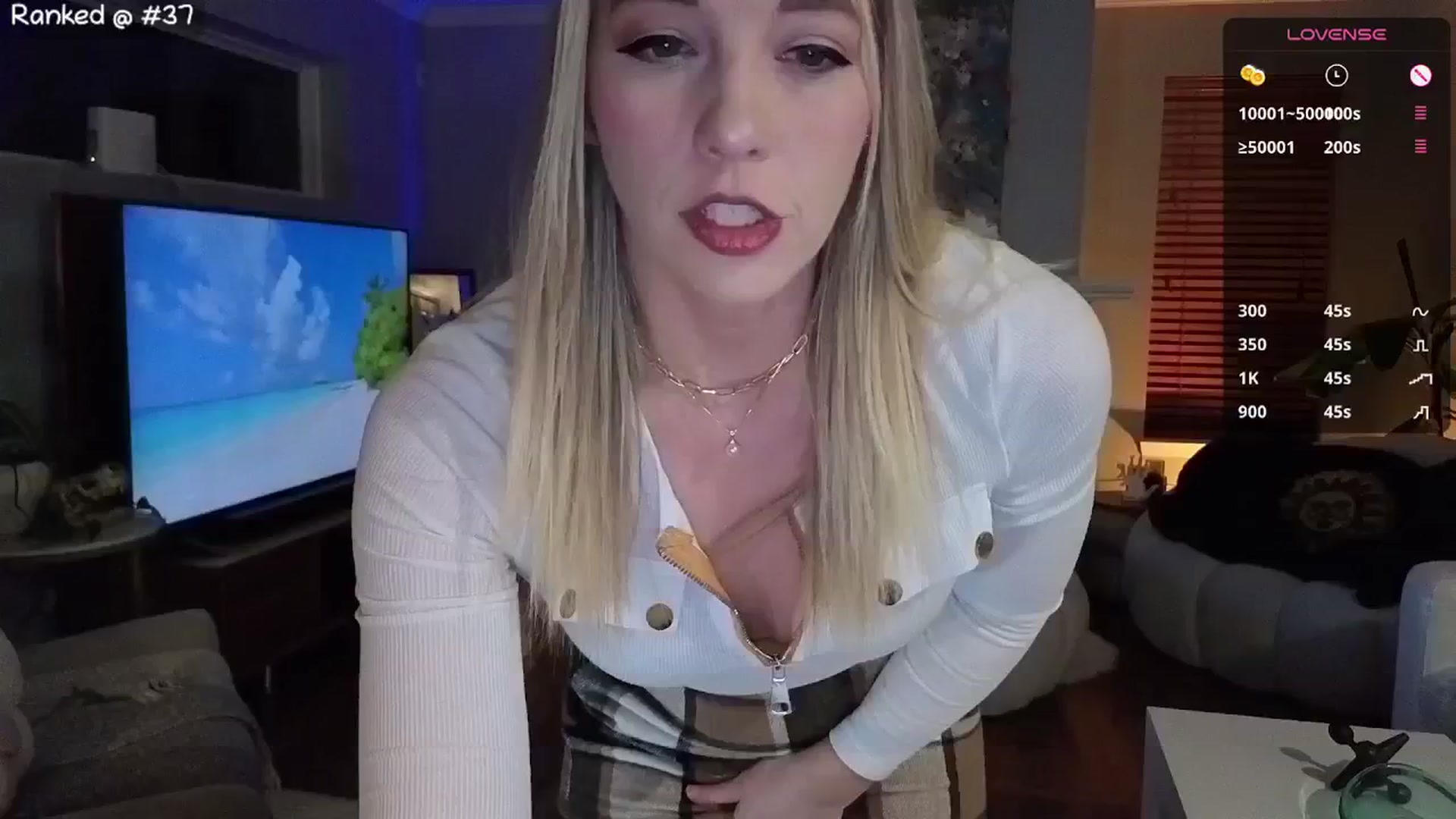 Gallery image thumbnail from NaturallyReal's myfreecams stream on, 03/29/2026, 05:01 image 6 of 20