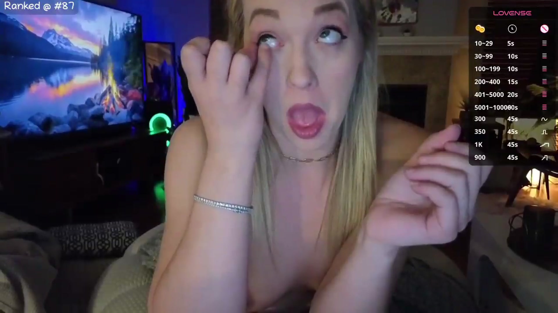Gallery image thumbnail from NaturallyReal's myfreecams stream on, 05/27/2026, 07:52 image 14 of 20