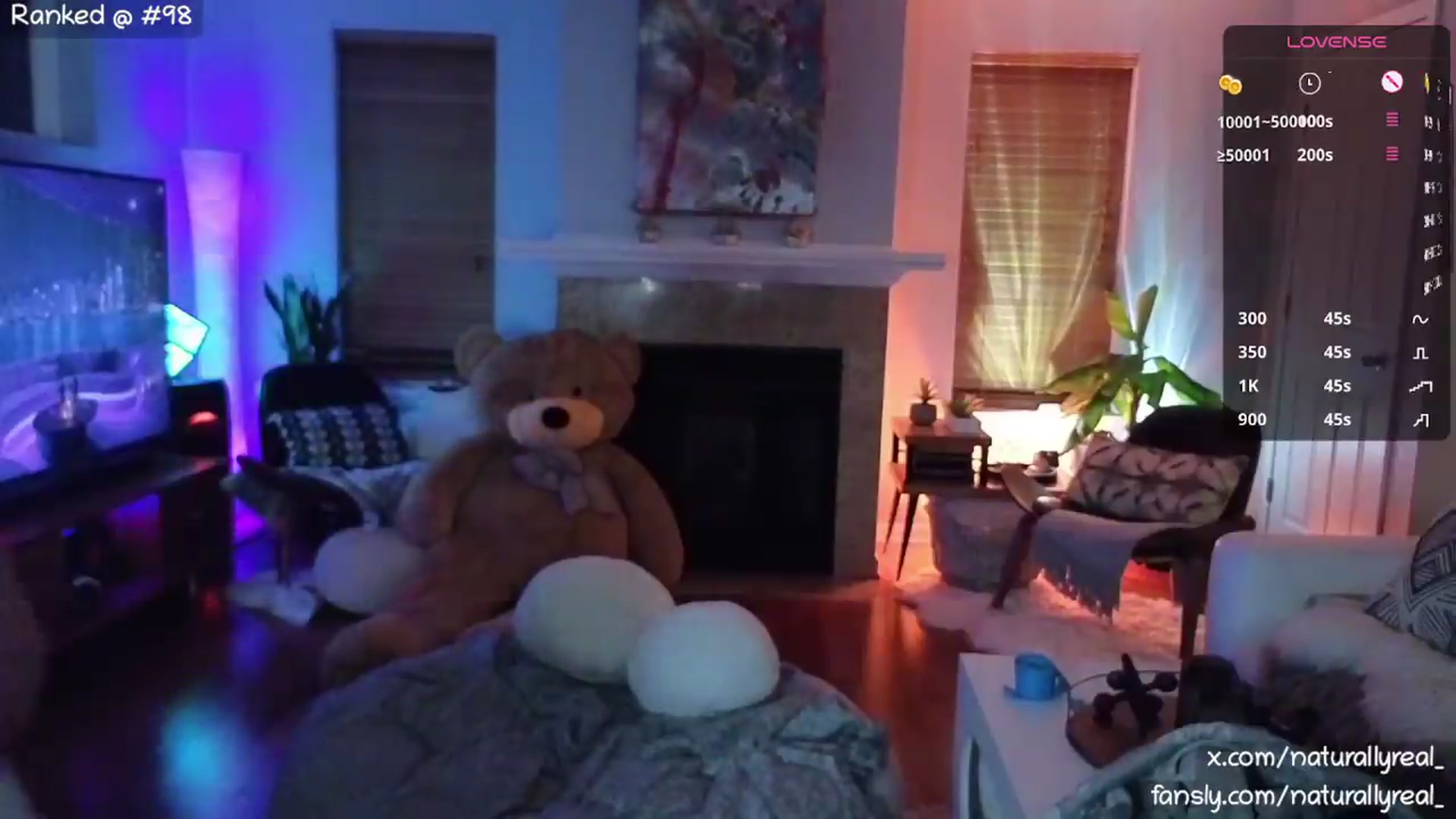 Gallery image thumbnail from NaturallyReal's myfreecams stream on, 08/27/2026, 06:04 image 15 of 20