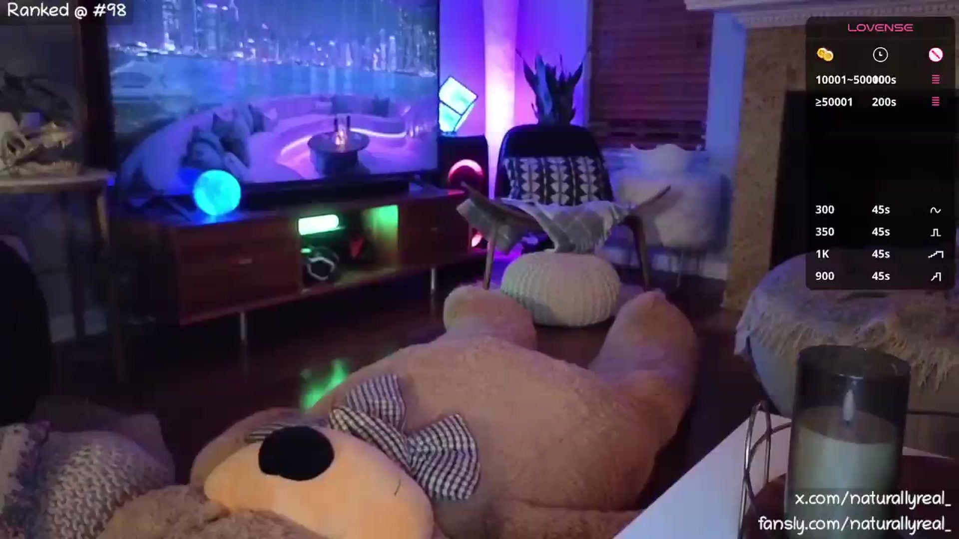 Gallery image thumbnail from NaturallyReal's myfreecams stream on, 08/27/2026, 07:28 image 1 of 20