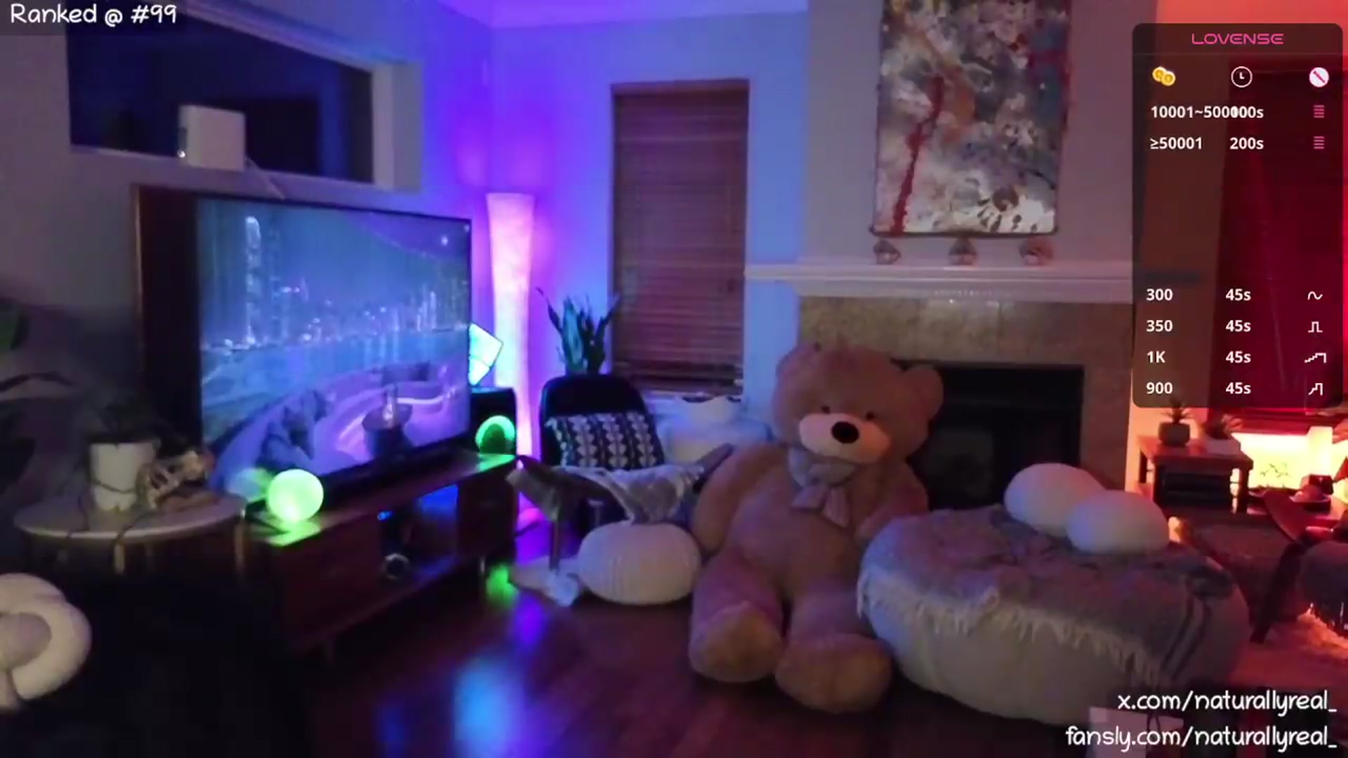 Gallery image thumbnail from NaturallyReal's myfreecams stream on, 08/27/2026, 08:25 image 10 of 20