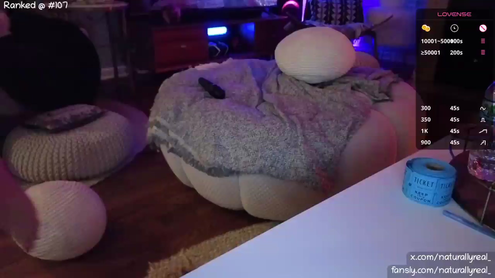 Gallery image thumbnail from NaturallyReal's myfreecams stream on, 08/29/2026, 09:00 image 8 of 20