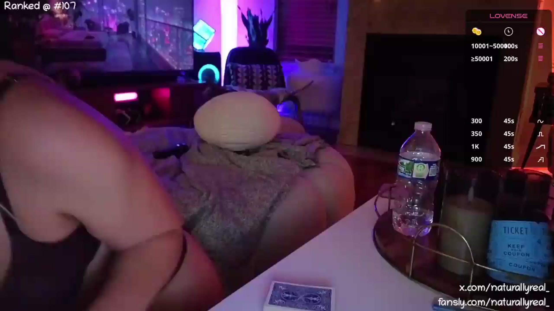 Gallery image thumbnail from NaturallyReal's myfreecams stream on, 08/29/2026, 09:00 image 7 of 20