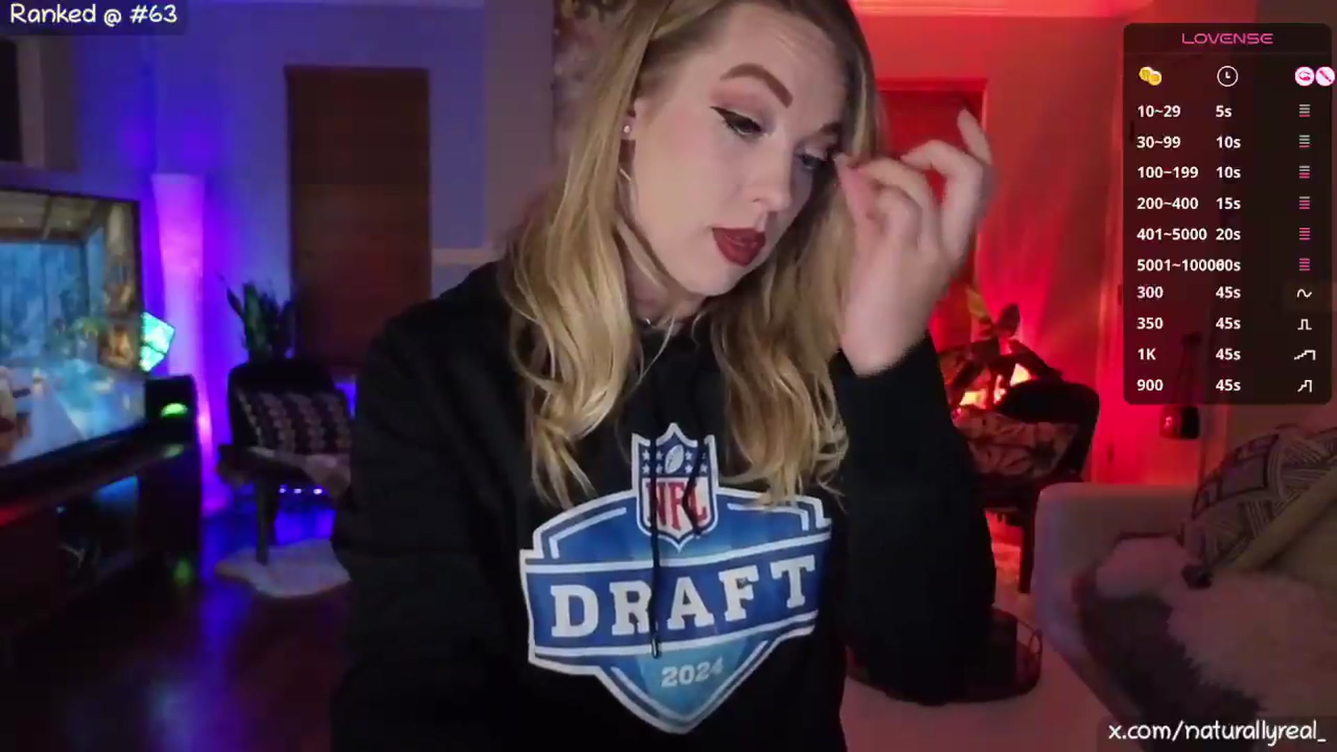 Gallery image thumbnail from NaturallyReal's myfreecams stream on, 09/10/2026, 05:48 image 8 of 20