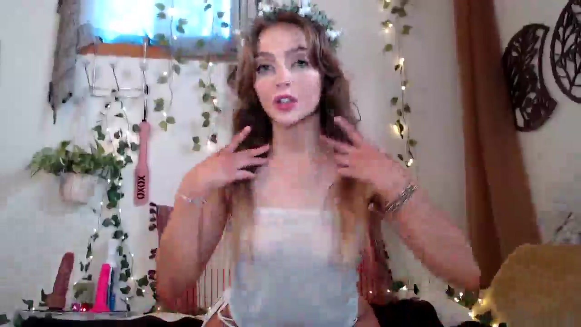 Gallery image thumbnail from NaturegirlKat's myfreecams stream on, 05/14/2025, 24:27 image 11 of 20