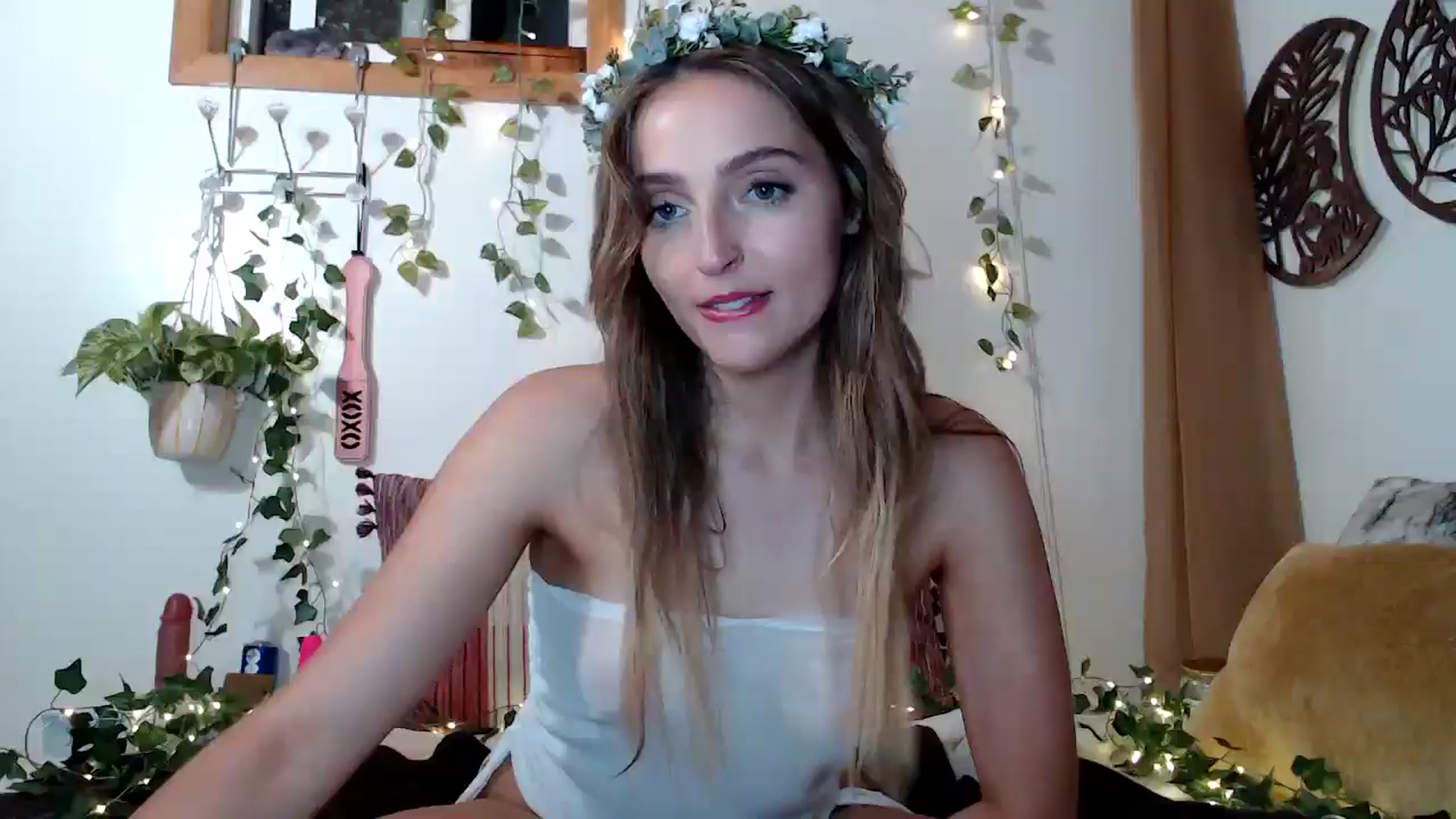 Gallery image thumbnail from NaturegirlKat's myfreecams stream on, 05/14/2025, 07:01 image 1 of 20