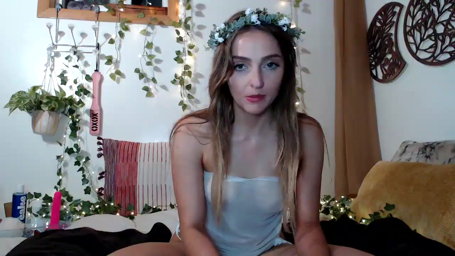 Gallery image thumbnail from NaturegirlKat's myfreecams stream on, 05/14/2025, 07:01 image 9 of 20