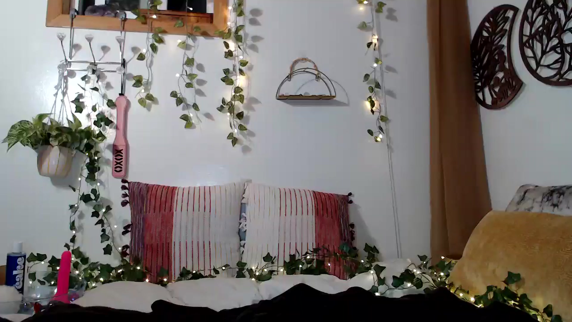 Gallery image thumbnail from NaturegirlKat's myfreecams stream on, 05/14/2025, 07:01 image 11 of 20