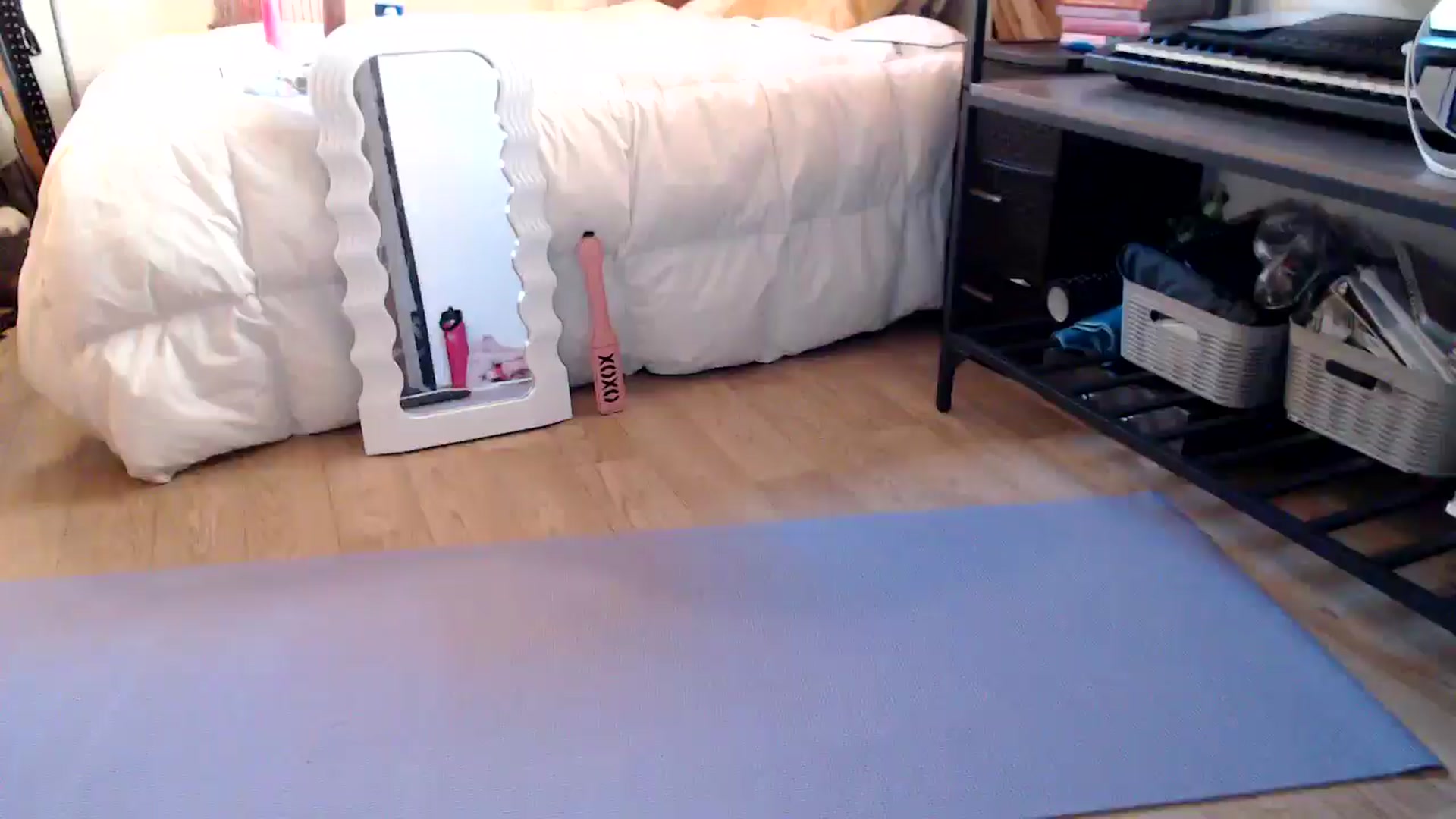 Gallery image thumbnail from NaturegirlKat's myfreecams stream on, 05/20/2025, 02:45 image 8 of 20