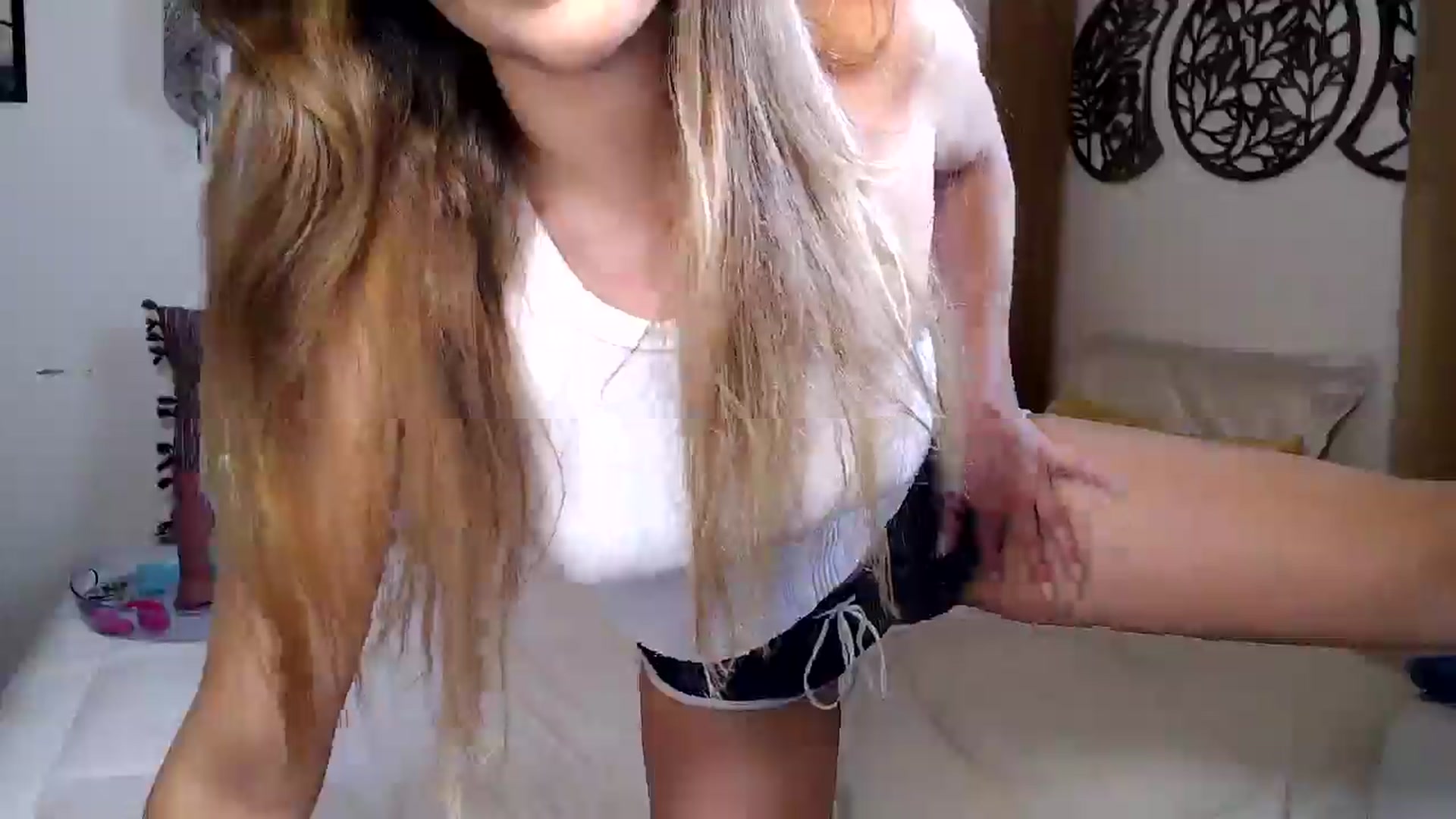 Gallery image thumbnail from NaturegirlKat's myfreecams stream on, 06/08/2025, 01:58 image 10 of 20