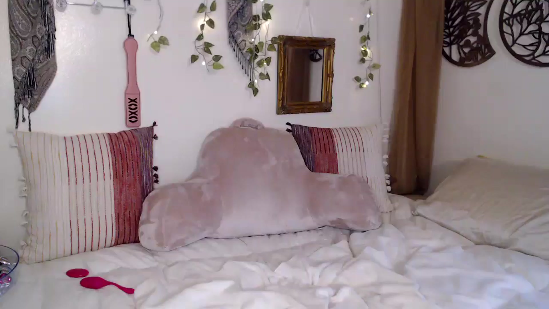 Gallery image thumbnail from NaturegirlKat's myfreecams stream on, 06/10/2025, 22:02 image 5 of 20