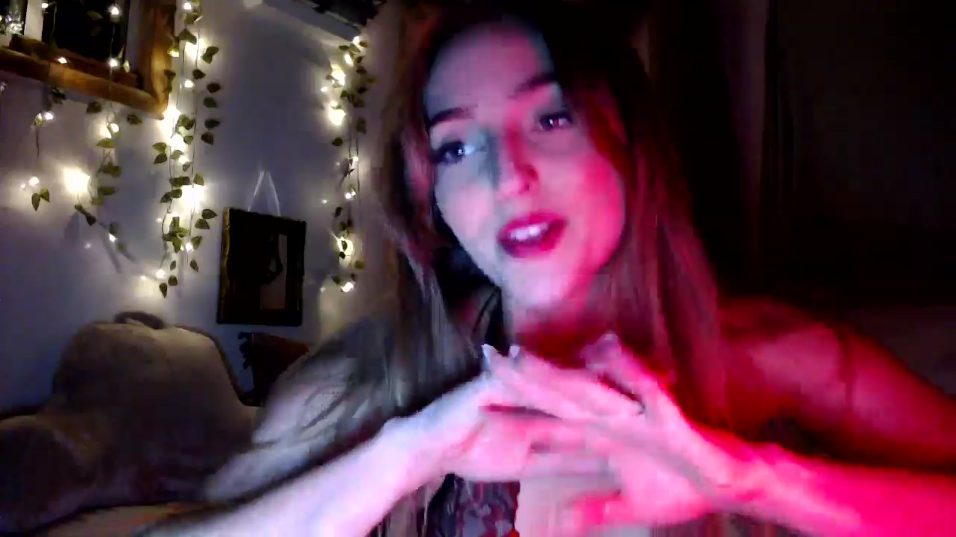Gallery image thumbnail from NaturegirlKat's myfreecams stream on, 06/14/2025, 08:10 image 2 of 20