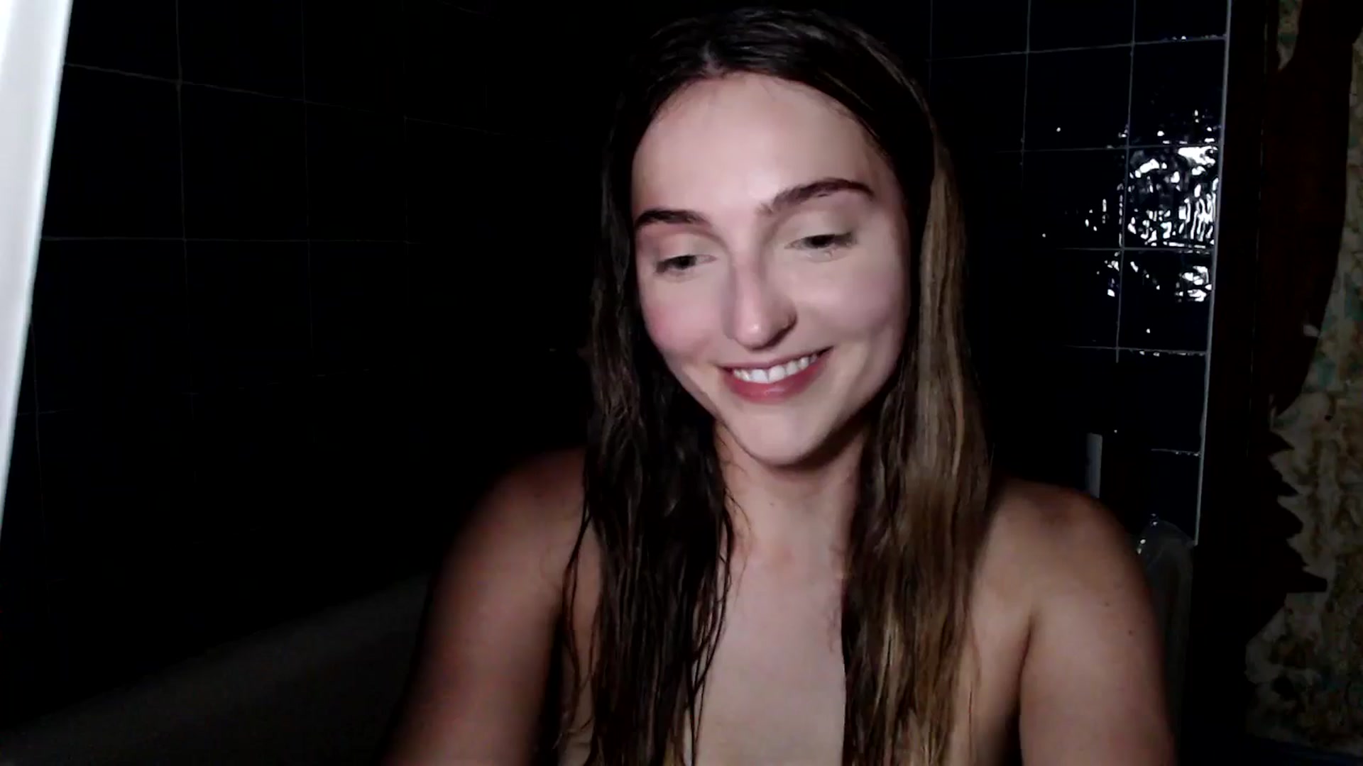 Gallery image thumbnail from NaturegirlKat's myfreecams stream on, 07/15/2025, 03:55 image 4 of 20